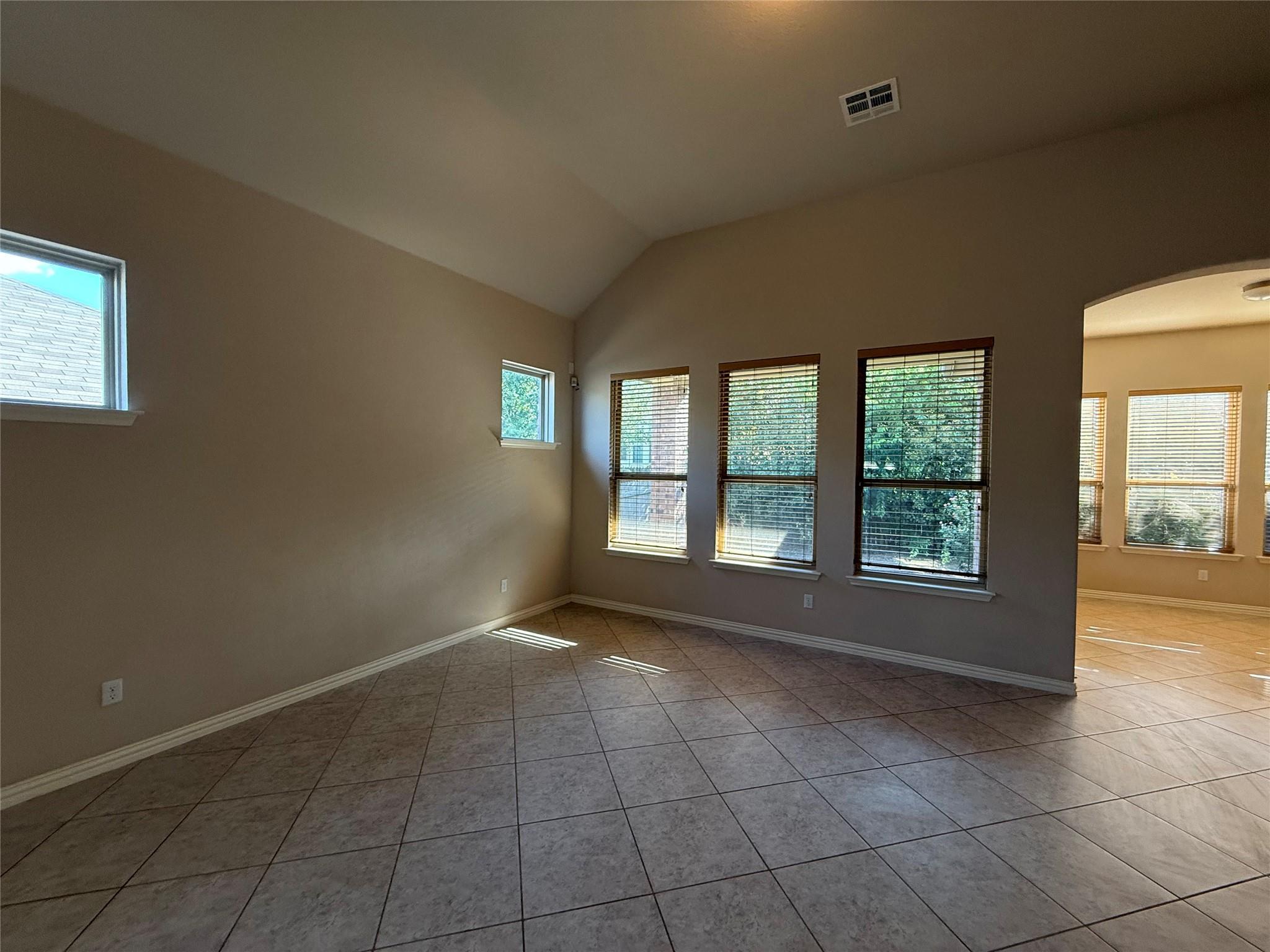 633 Peregrine Way Property Photo 8