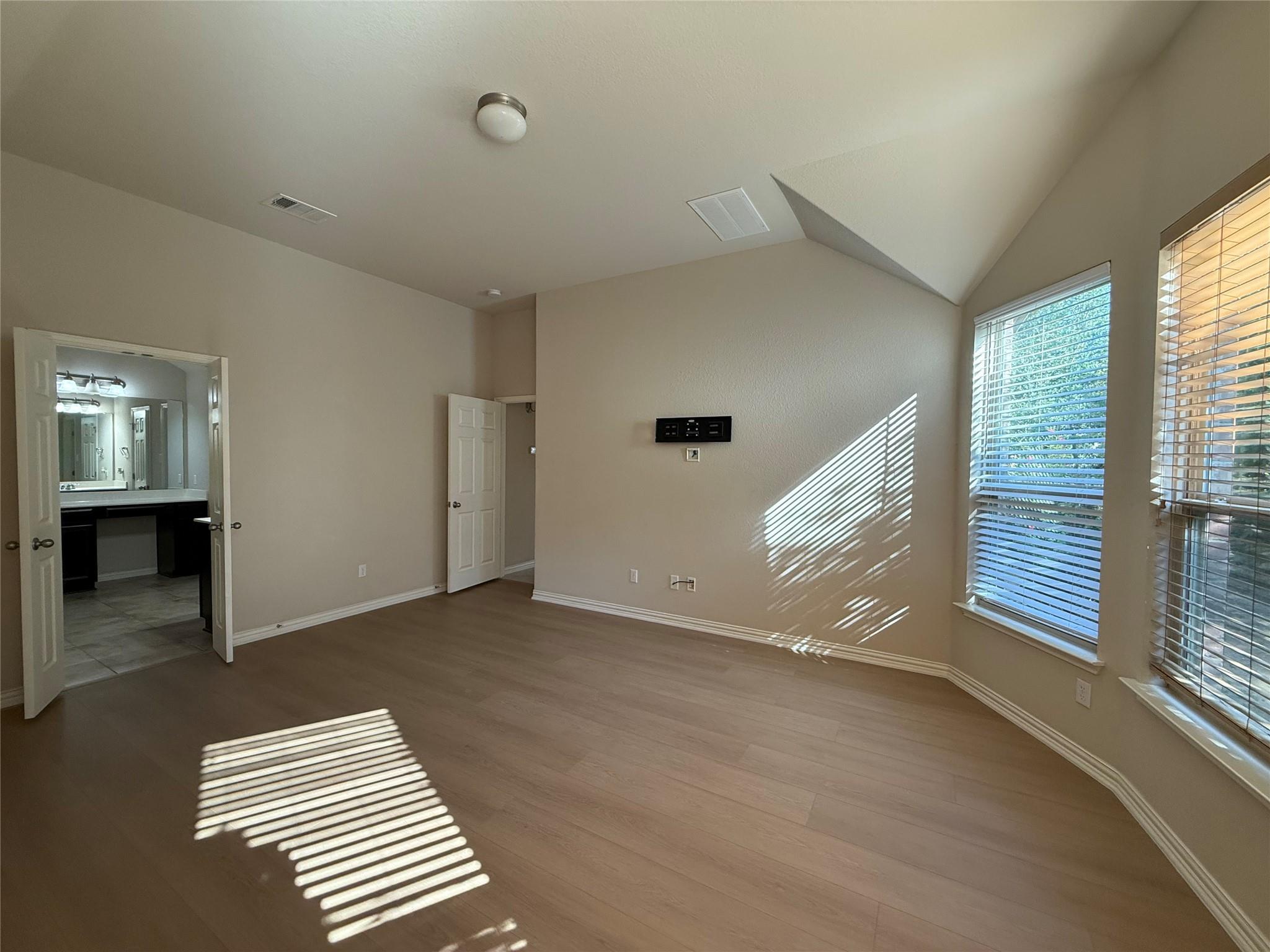 633 Peregrine Way Property Photo 17