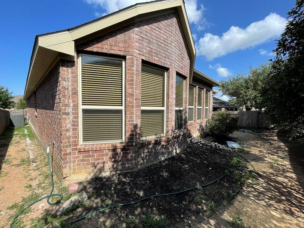 633 Peregrine Way Property Photo 24