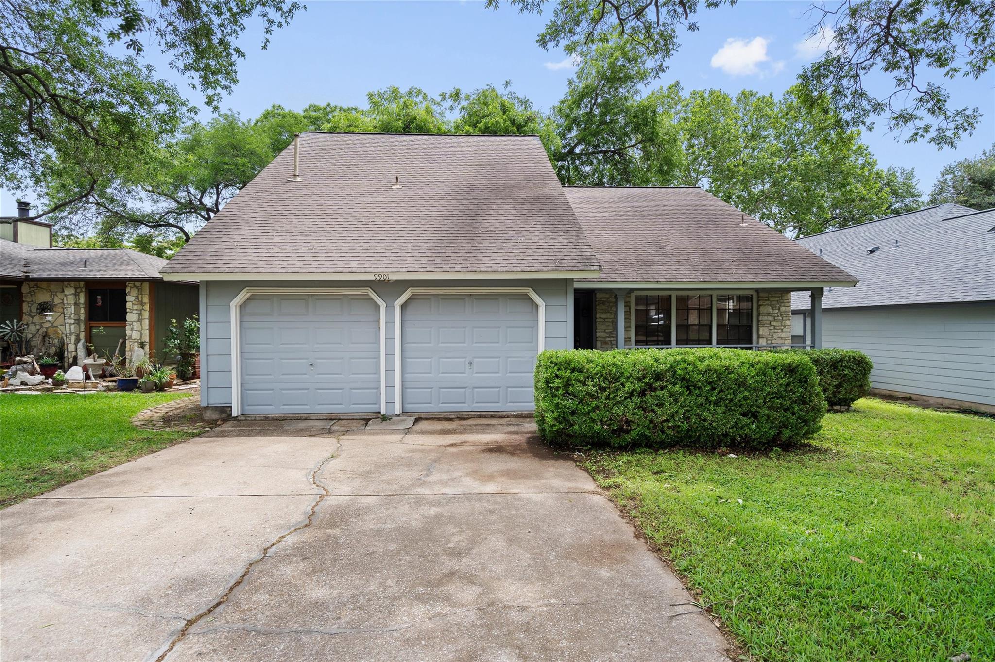 9901 Willers Way Property Photo 1