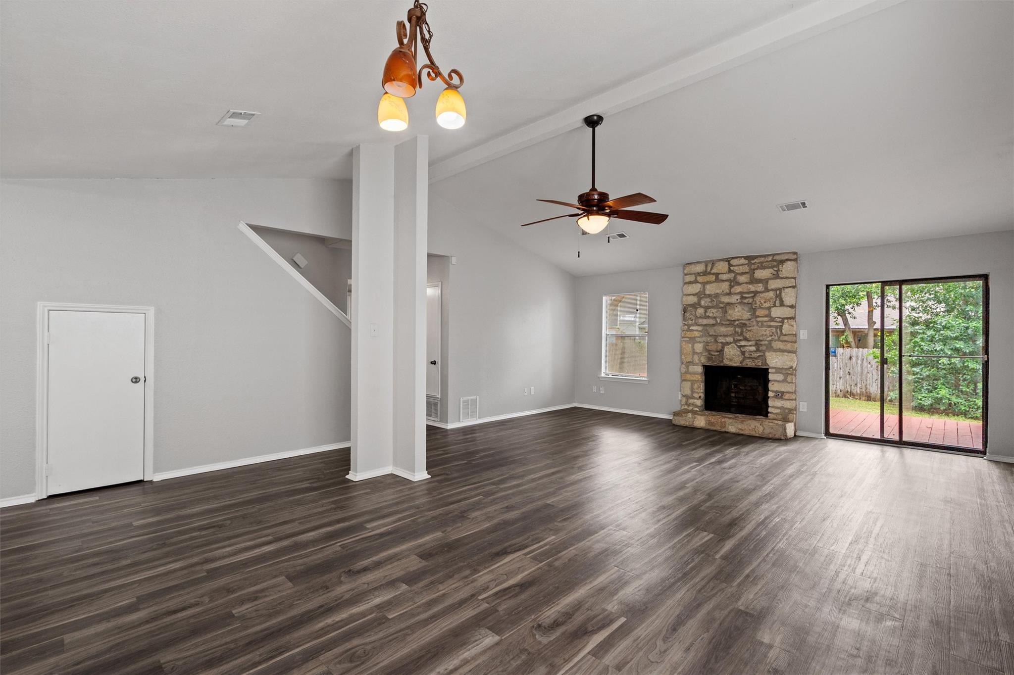 9901 Willers Way Property Photo 10