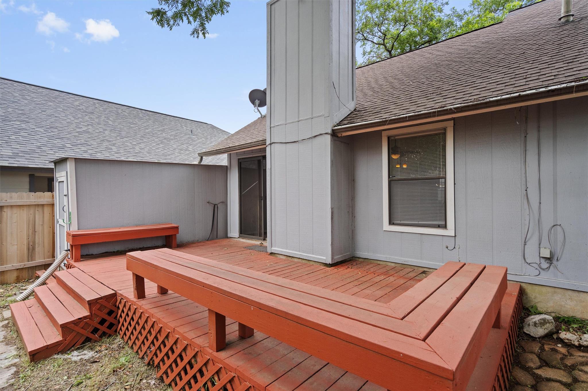 9901 Willers Way Property Photo 28