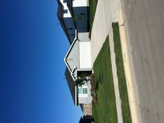 261 Yellowstone Dr Property Photo 1