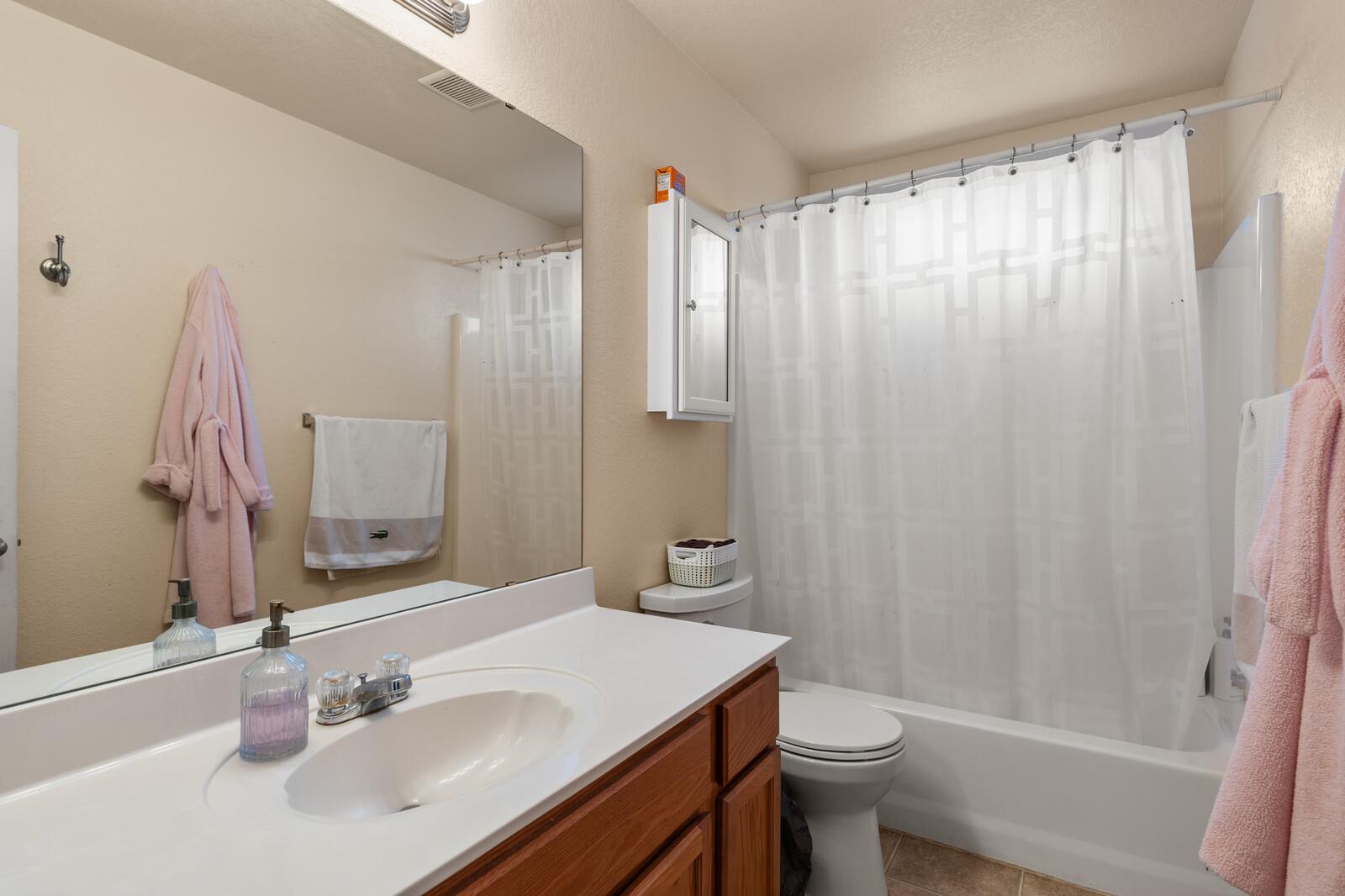 204 Mcfaddan Ln Property Photo 17