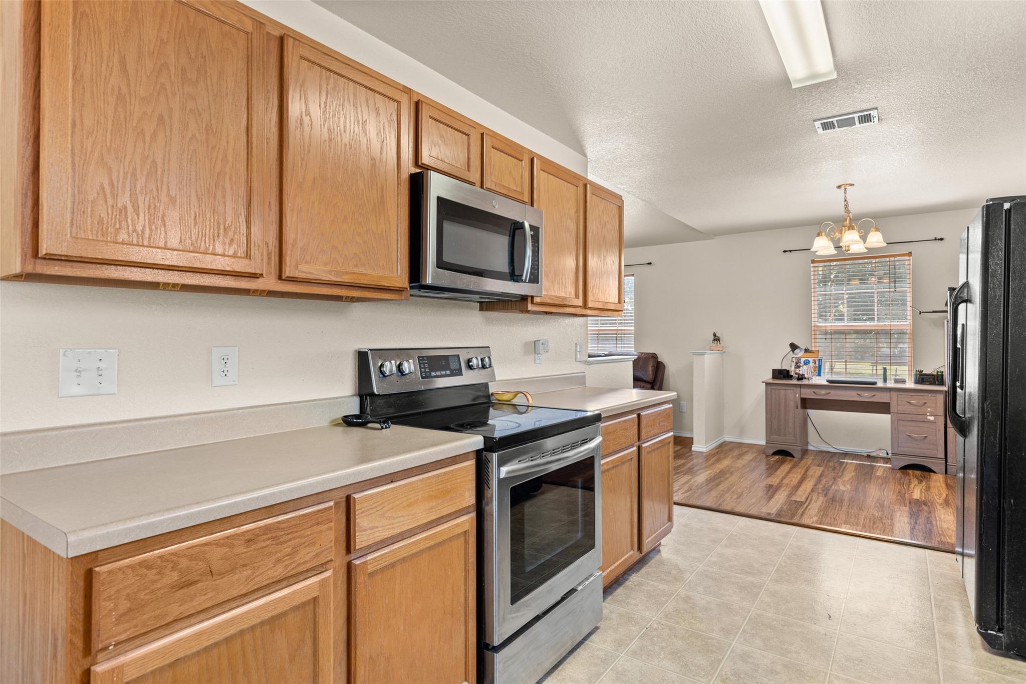 204 Mcfaddan Ln Property Photo 17