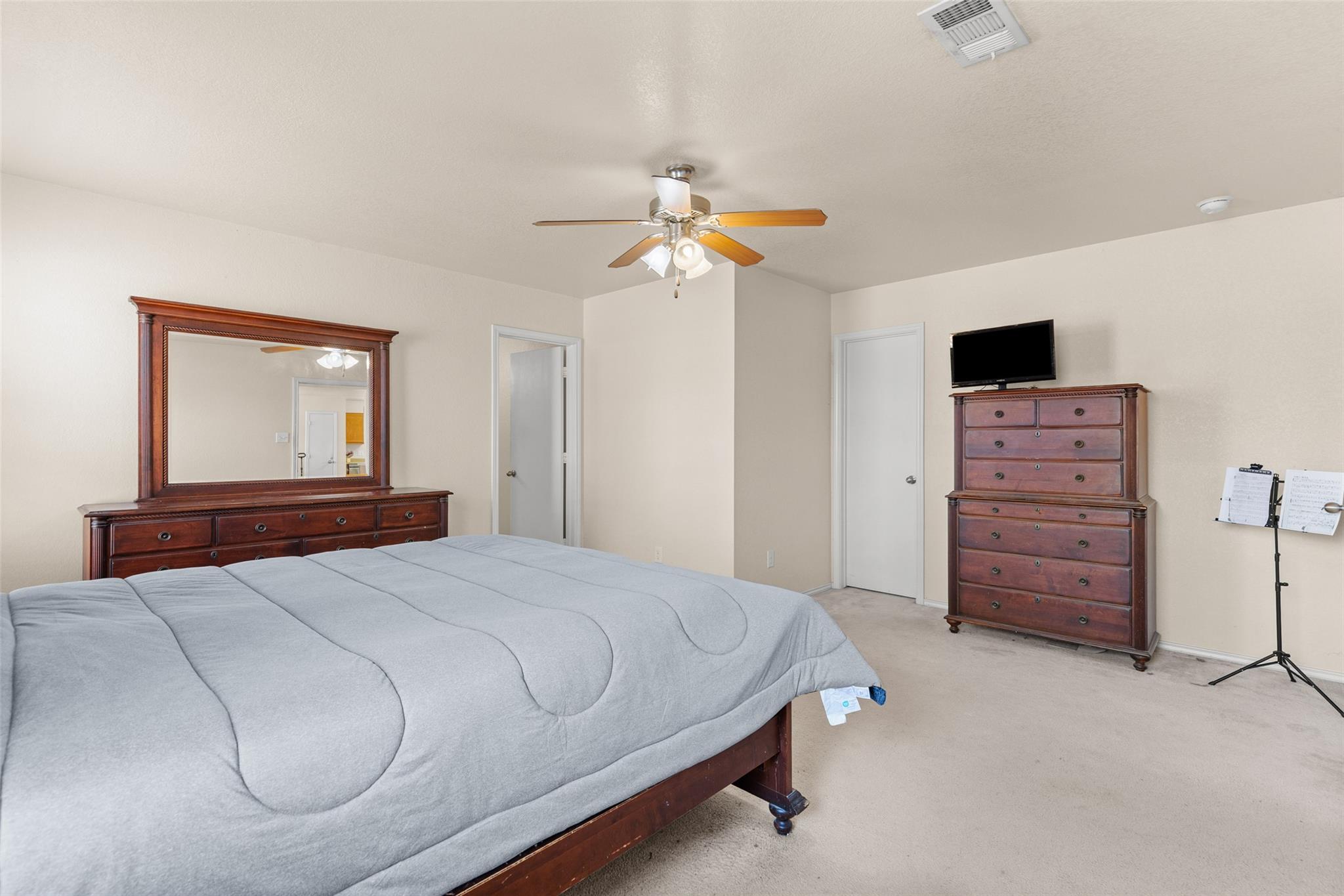 204 Mcfaddan Ln Property Photo 21