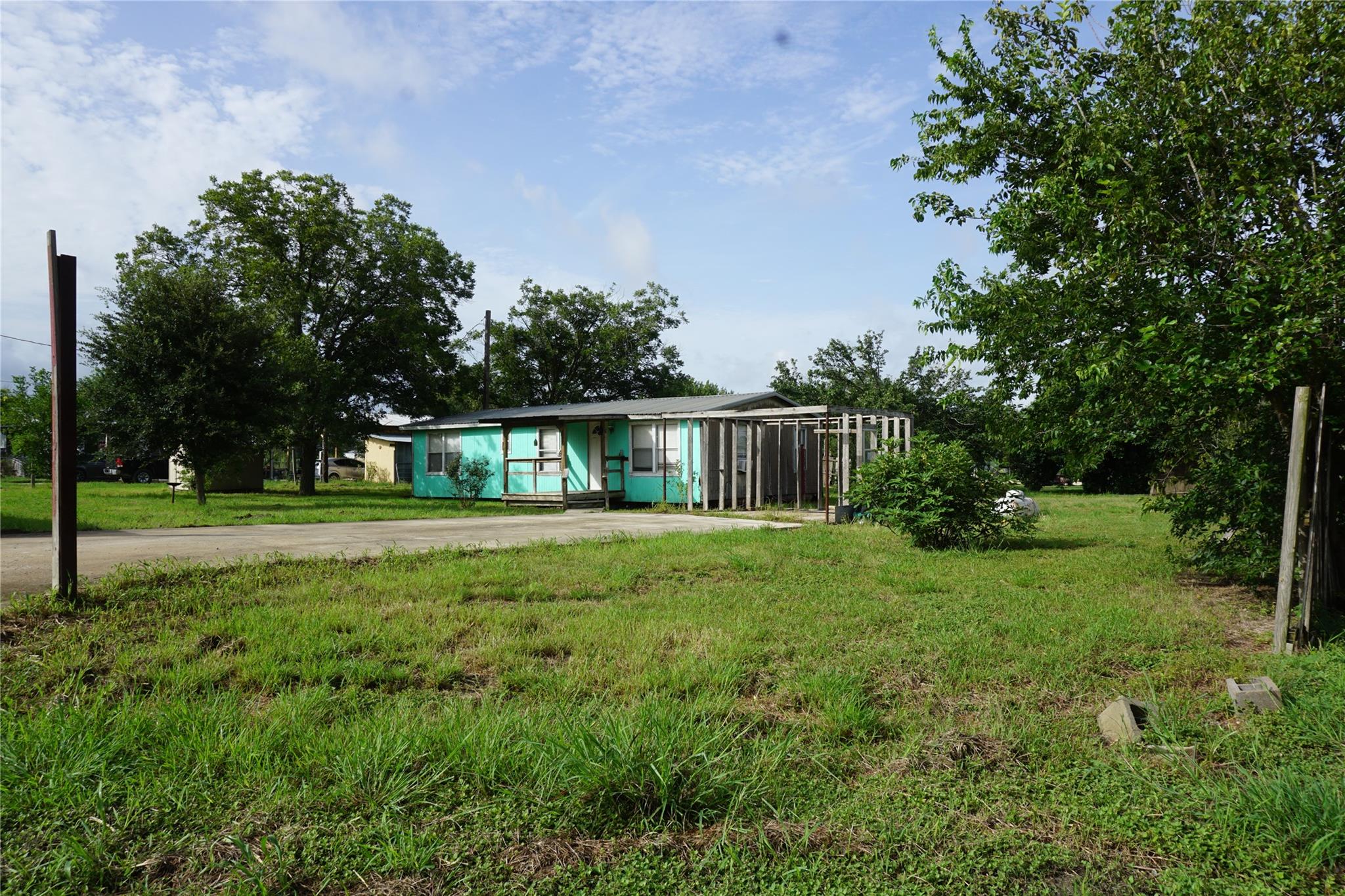 5026 Acorn Way Property Photo 1