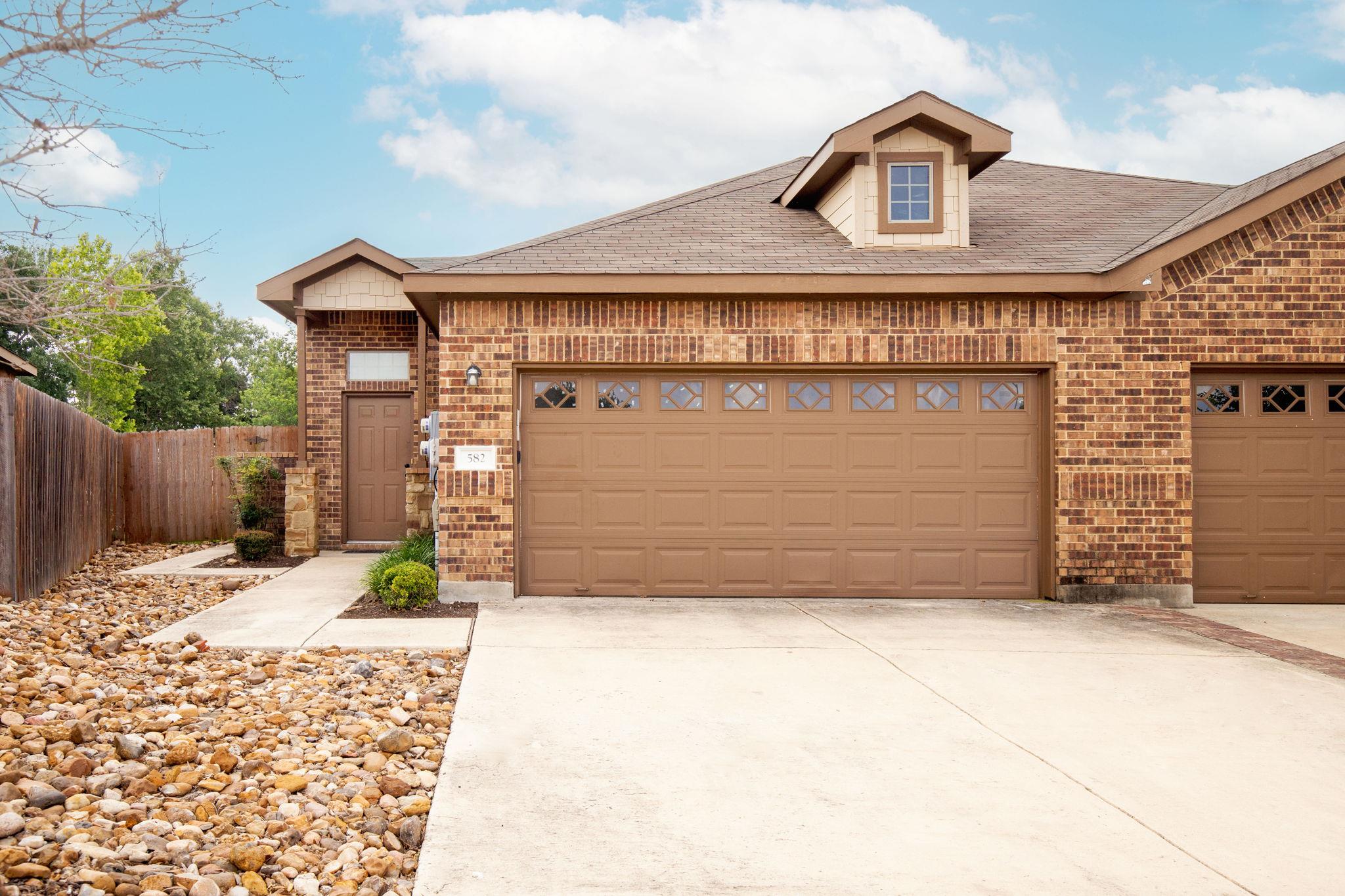 586 Creekside Cir Property Photo 18
