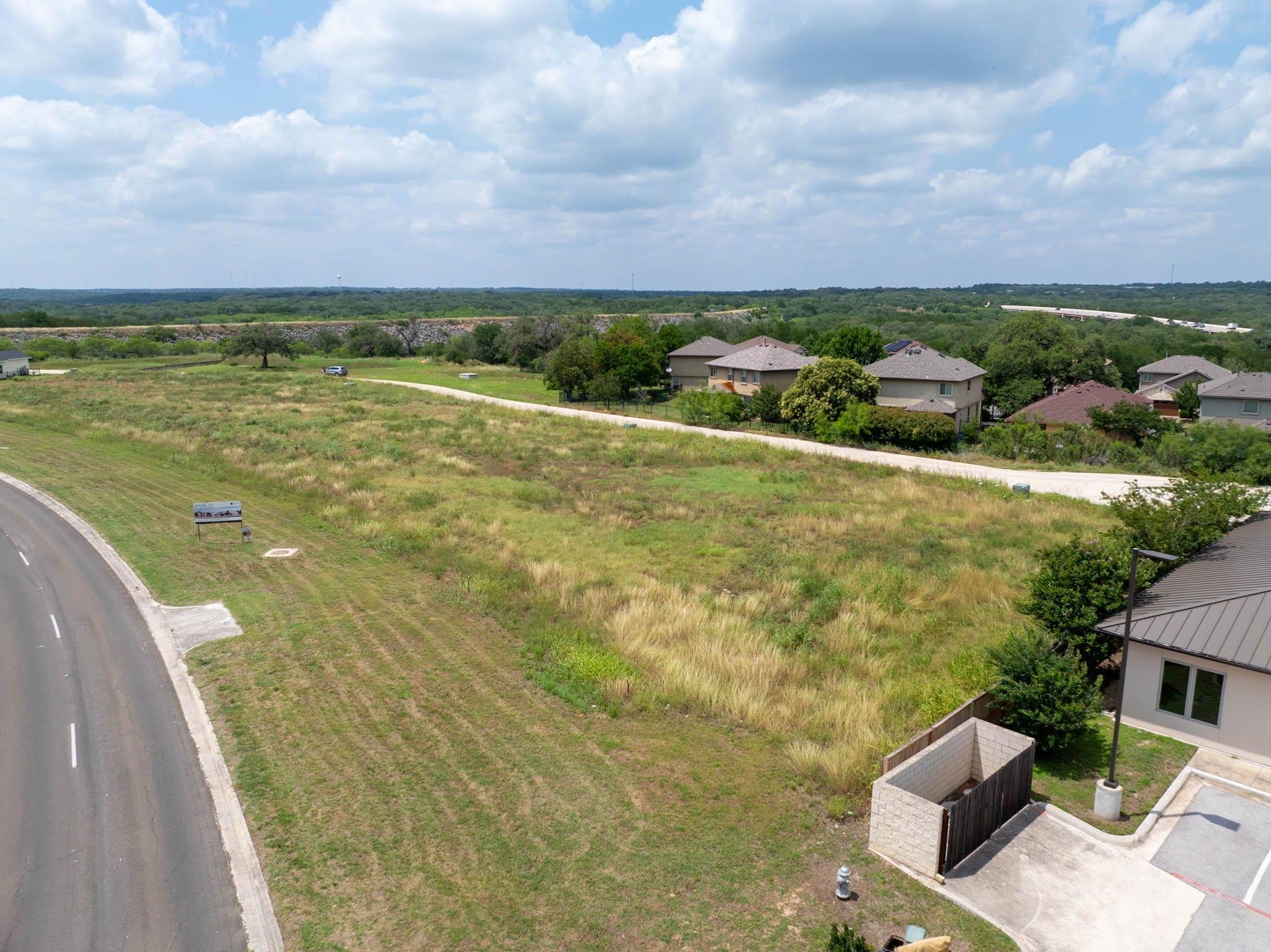 362 Stagecoach Trl Property Photo 8