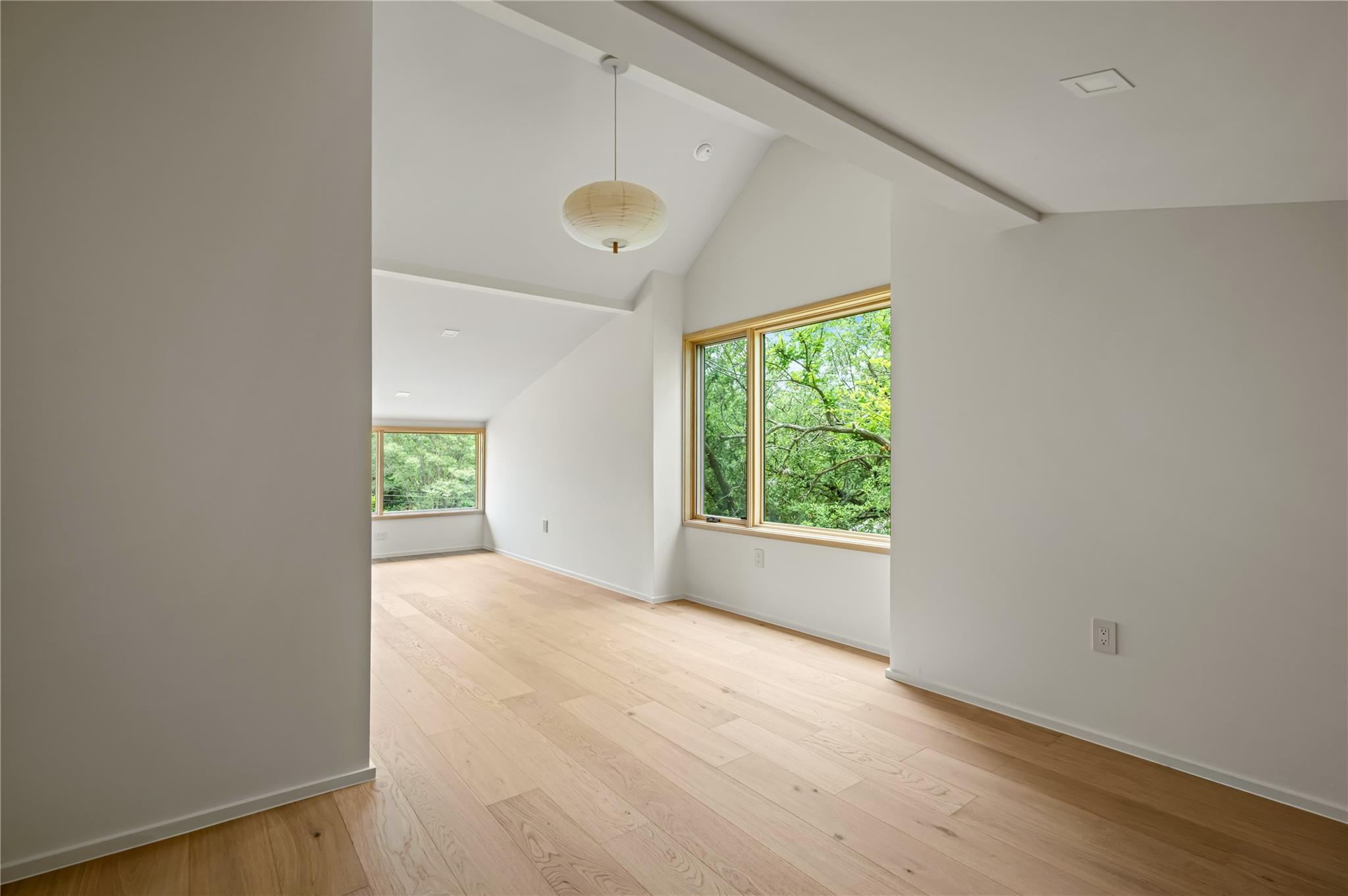 1102 Charlotte St Property Photo 24