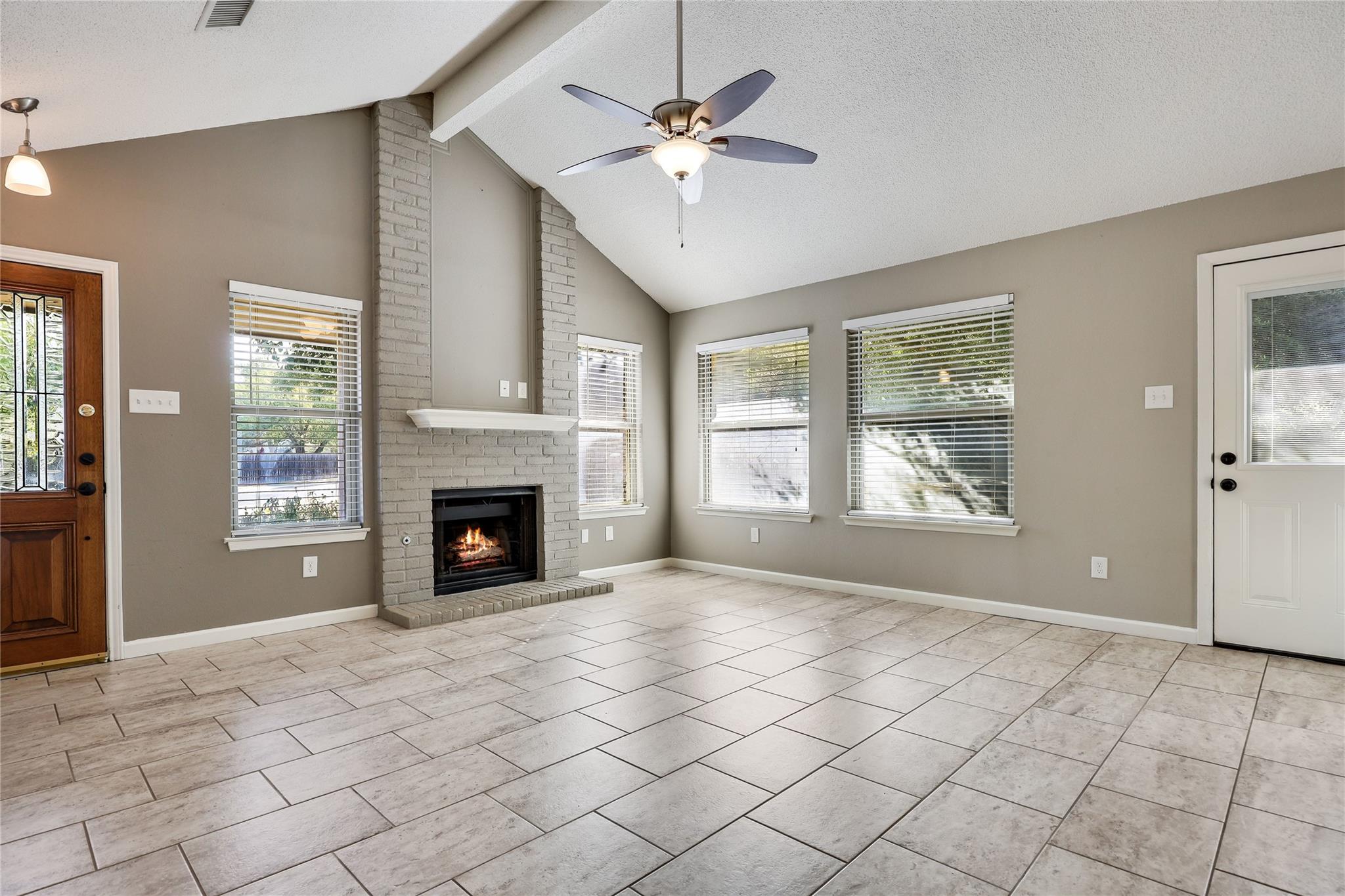 16712 Village Oak Loop Property Photo 7