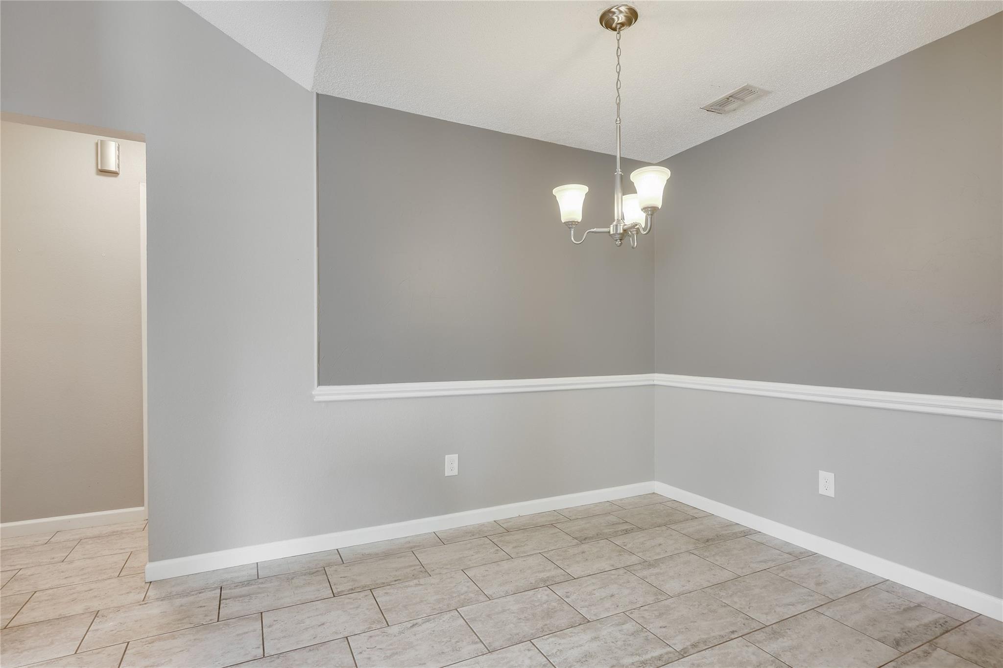 16712 Village Oak Loop Property Photo 15