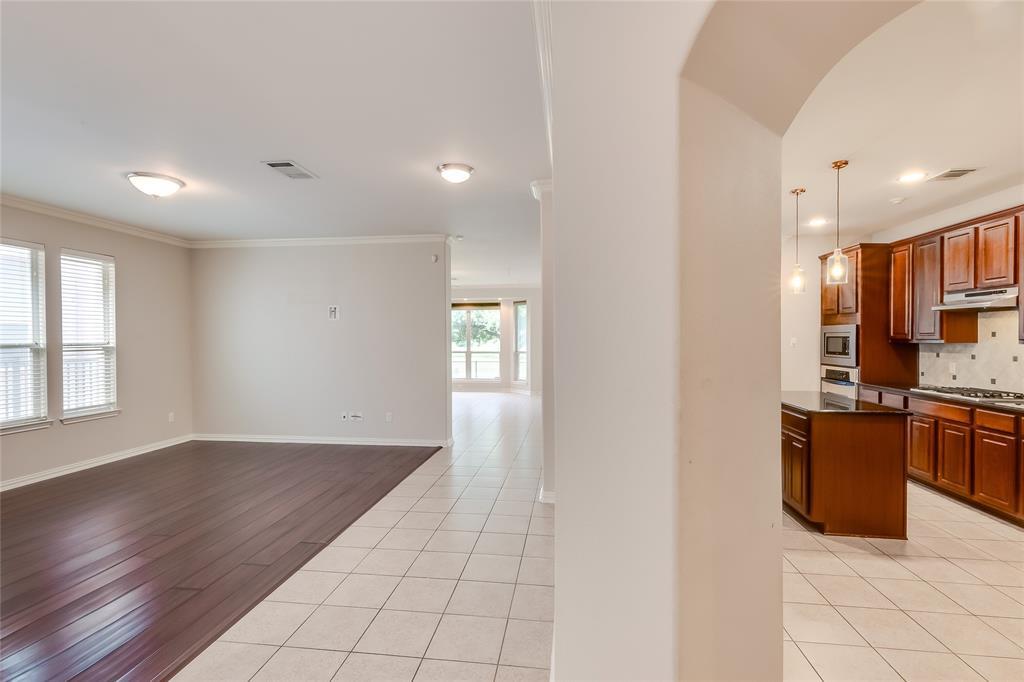 4207 Engadina Pass Property Photo 7