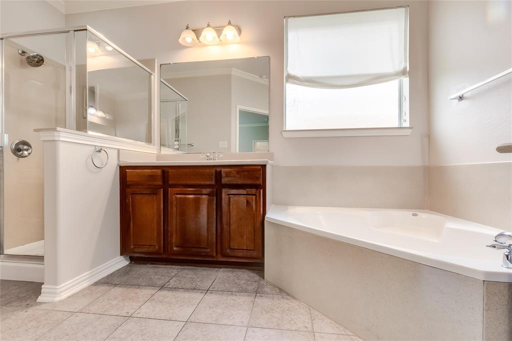 4207 Engadina Pass Property Photo 16
