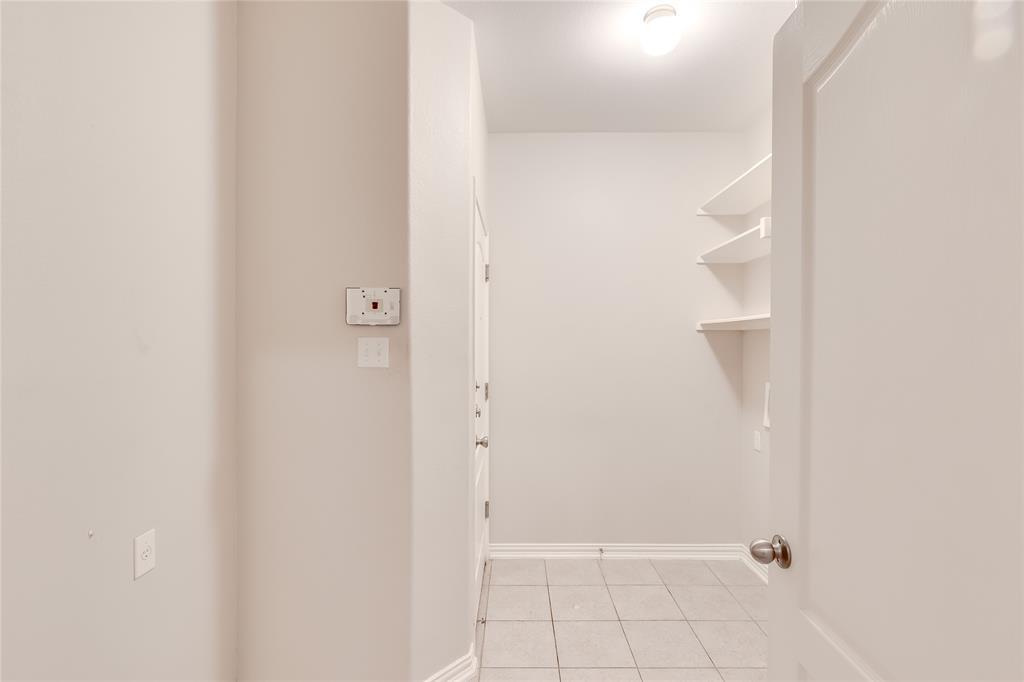 4207 Engadina Pass Property Photo 18