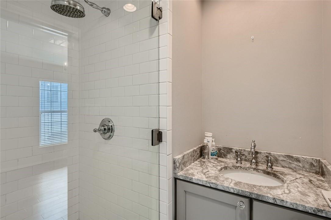 612 Blanco St #c Property Photo 8