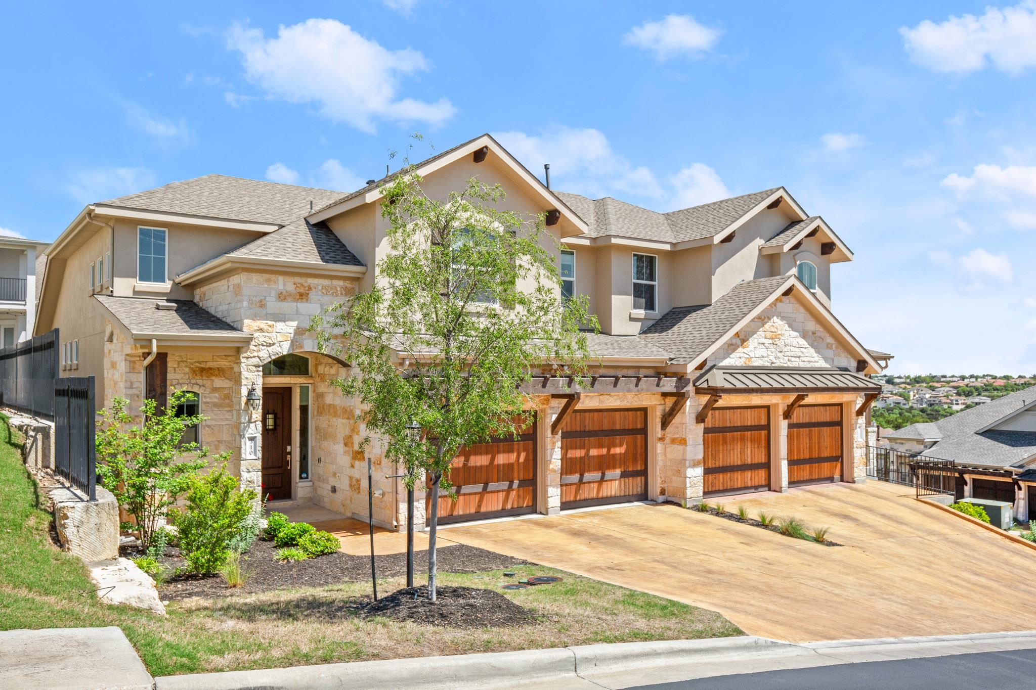 310 Cartwheel BND Property Photo 1