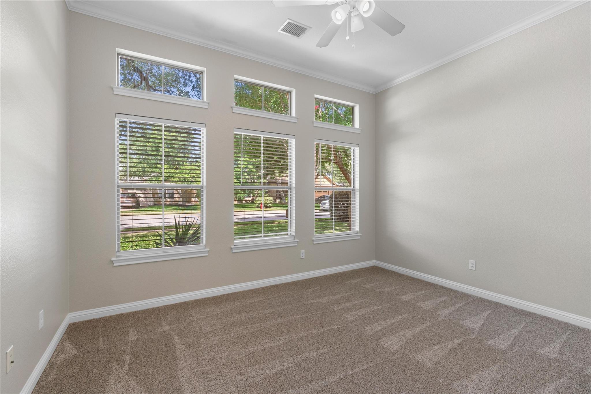 504 S Gadwall Ln Property Photo 21