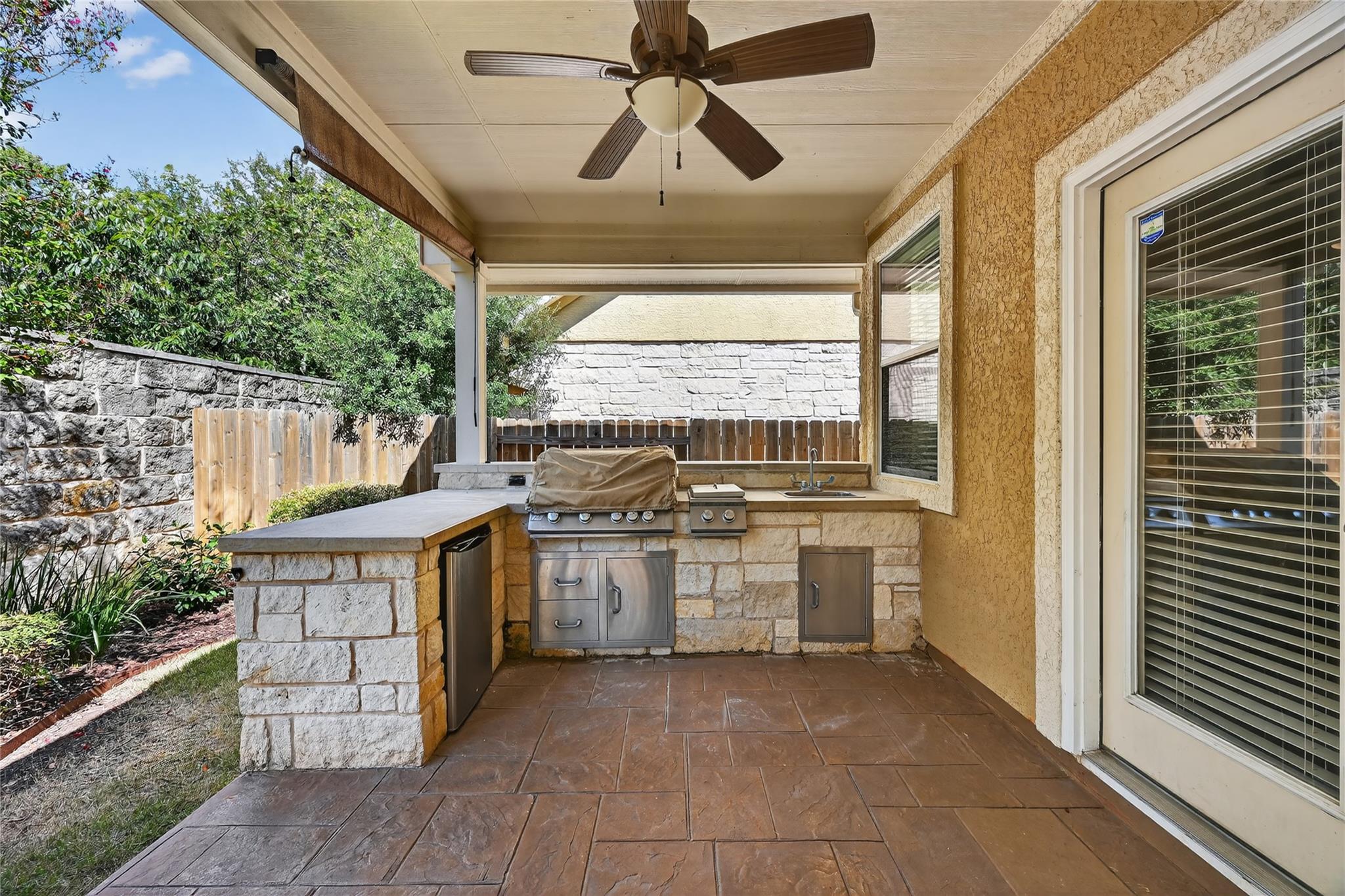 15512 Interlachen Dr Property Photo 32