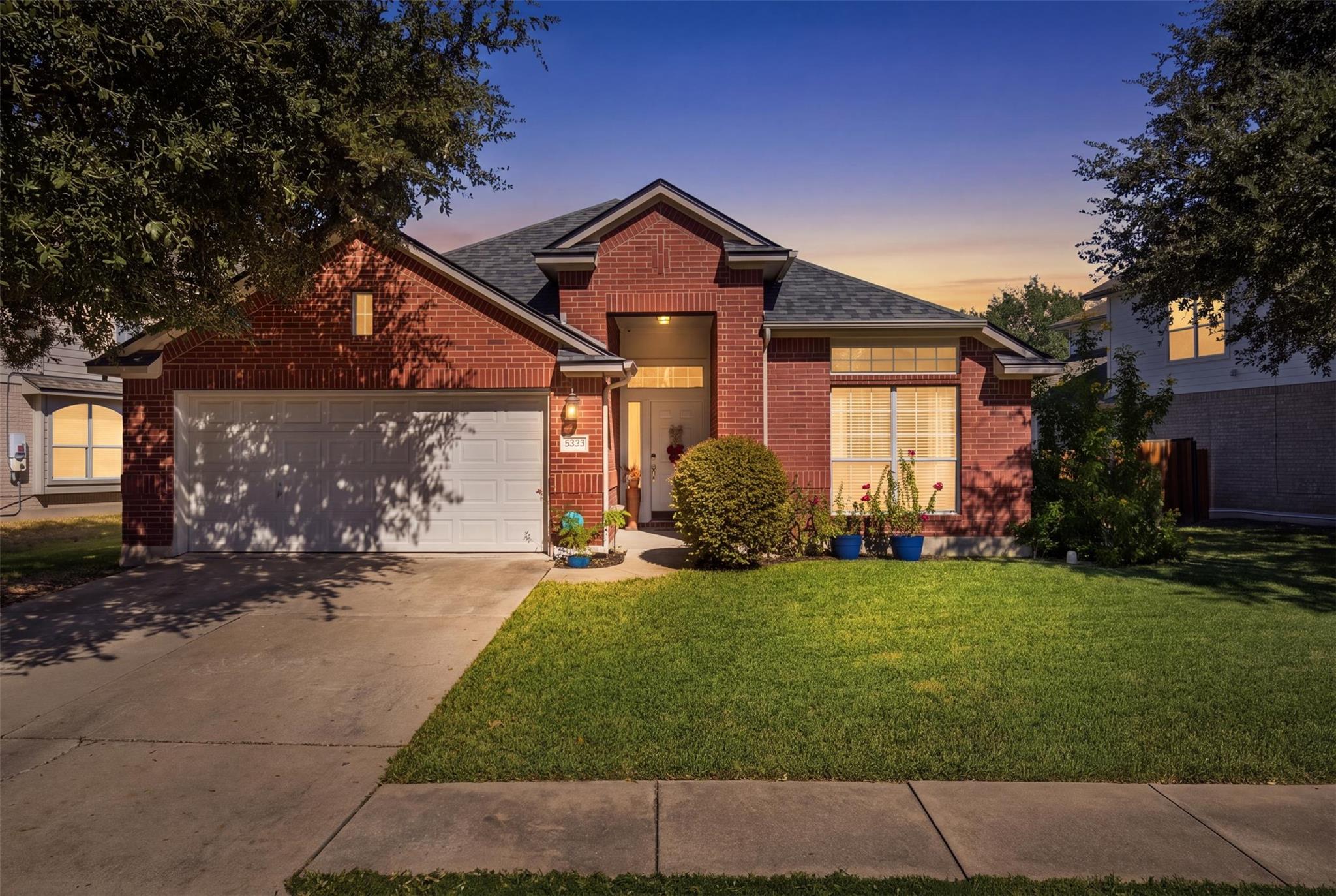 10125 Anahuac Trl Property Photo 1