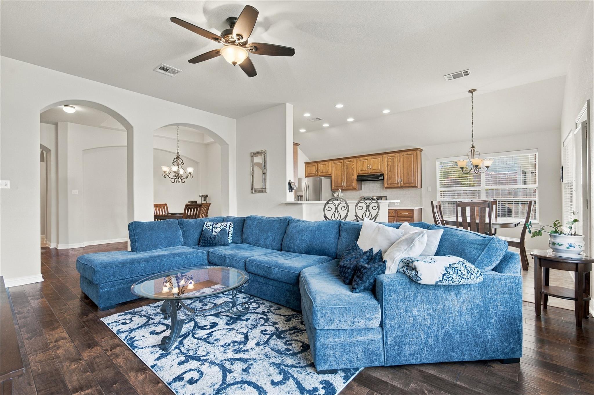 10125 Anahuac Trl Property Photo 5