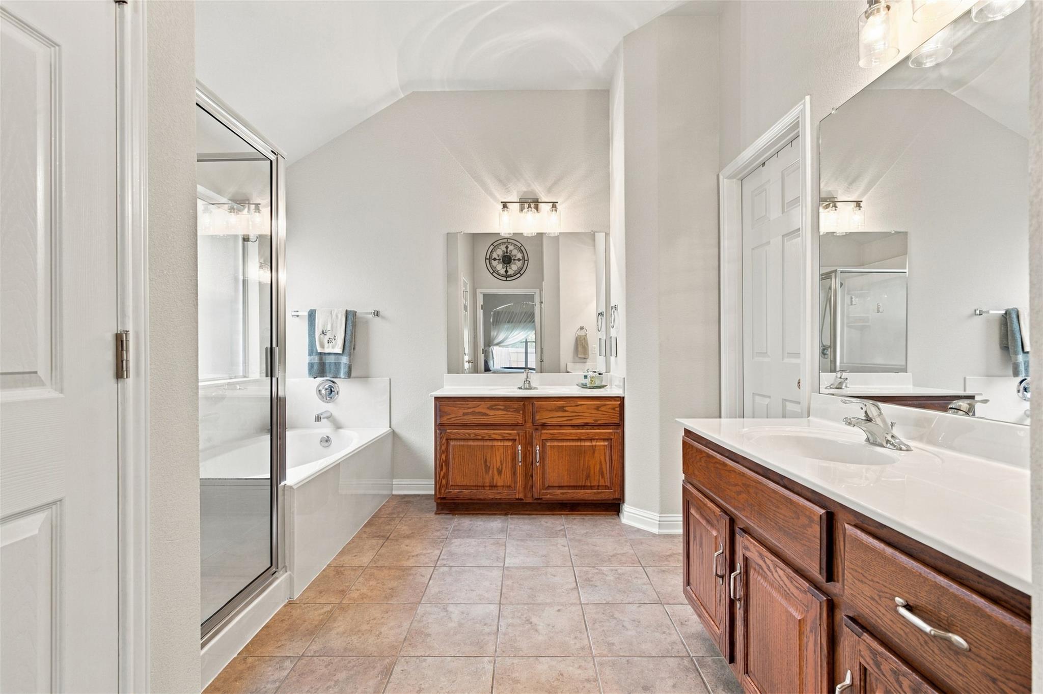 10125 Anahuac Trl Property Photo 10