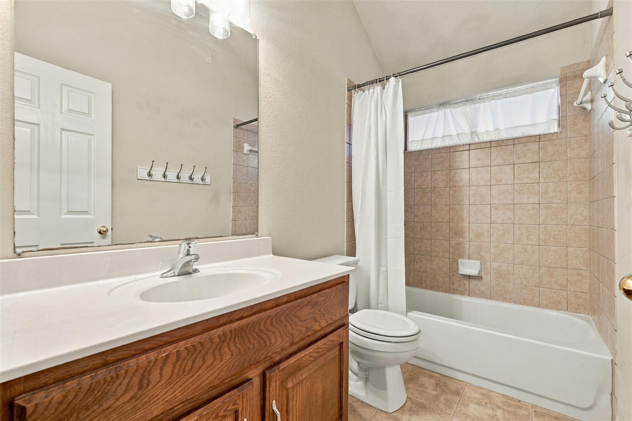 10125 Anahuac Trl Property Photo 15
