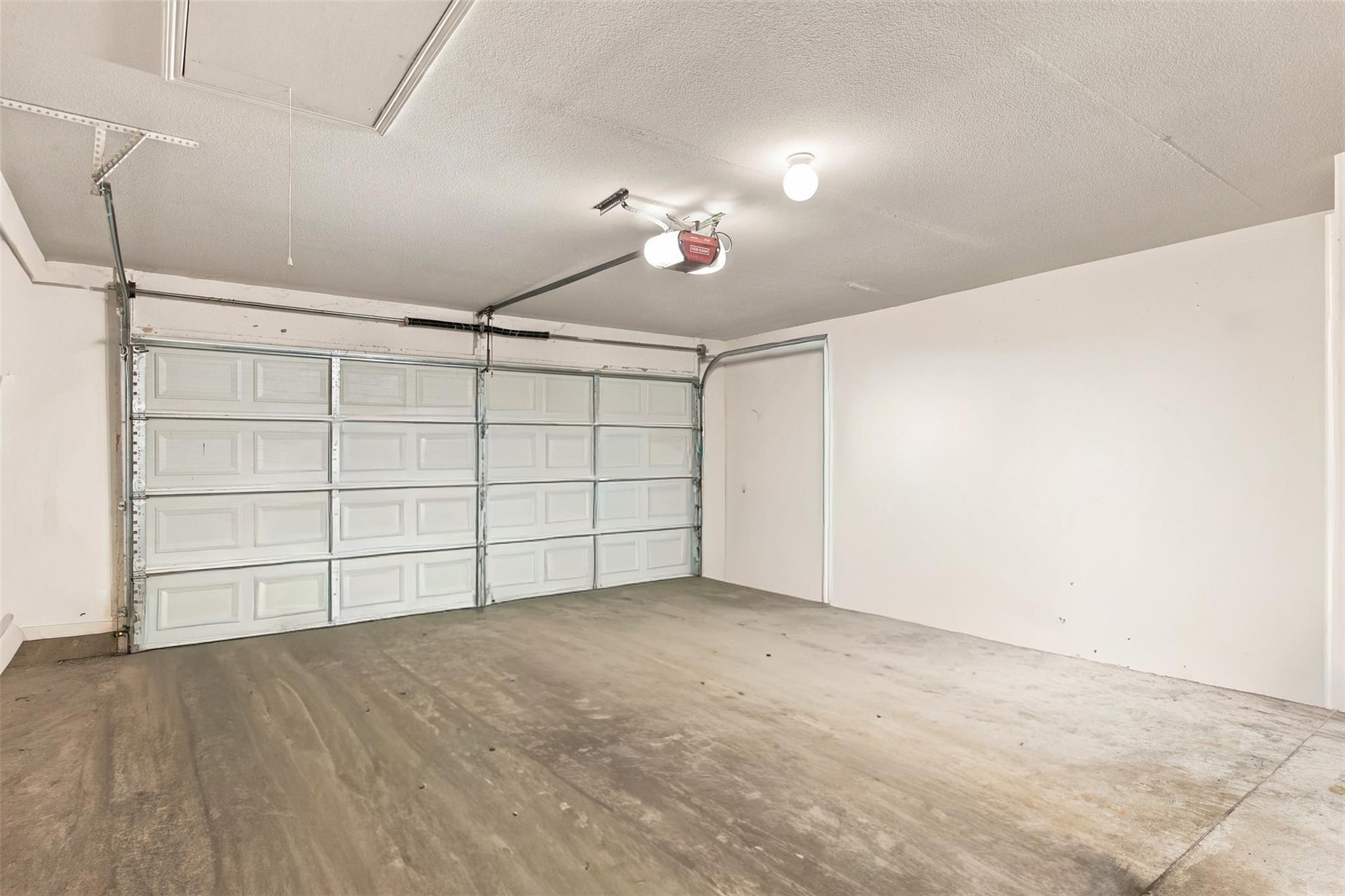 10125 Anahuac Trl Property Photo 18