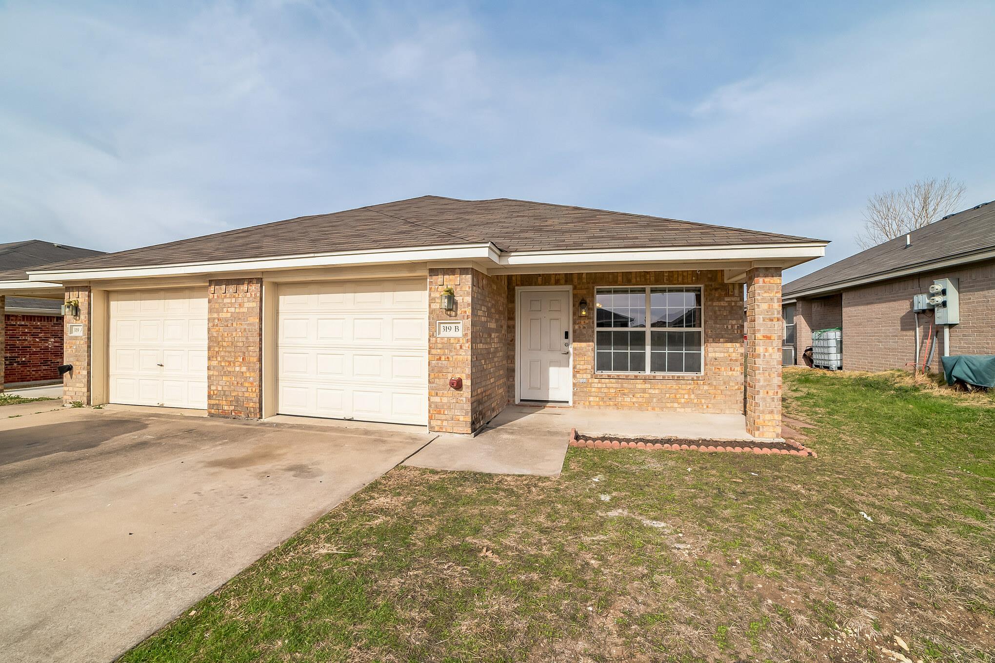 319 Cedar Ridge Dr #b Property Photo 1