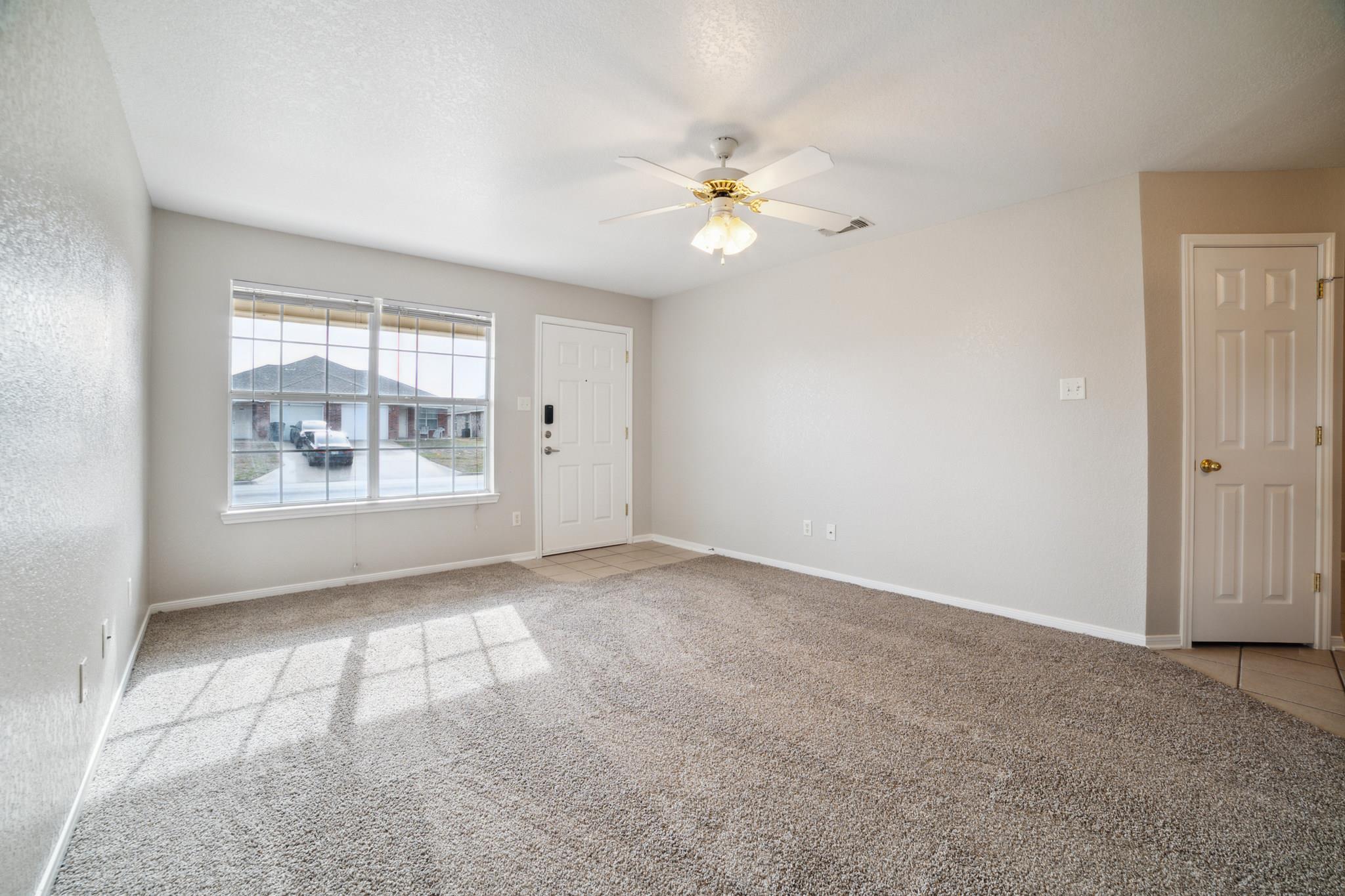 319 Cedar Ridge Dr #b Property Photo 5