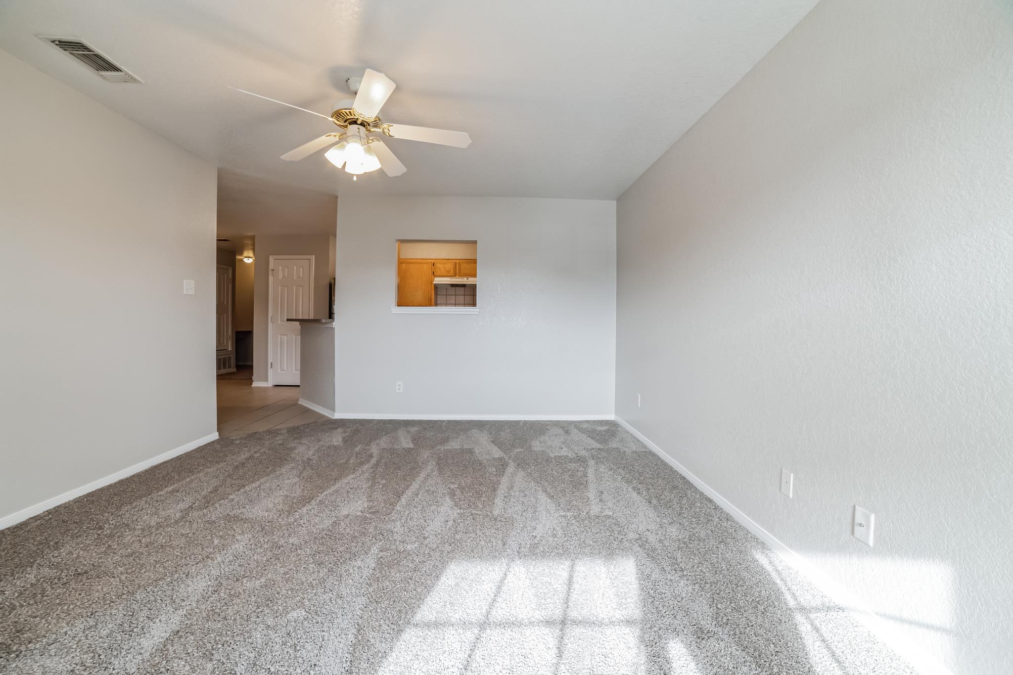 319 Cedar Ridge Dr #b Property Photo 6