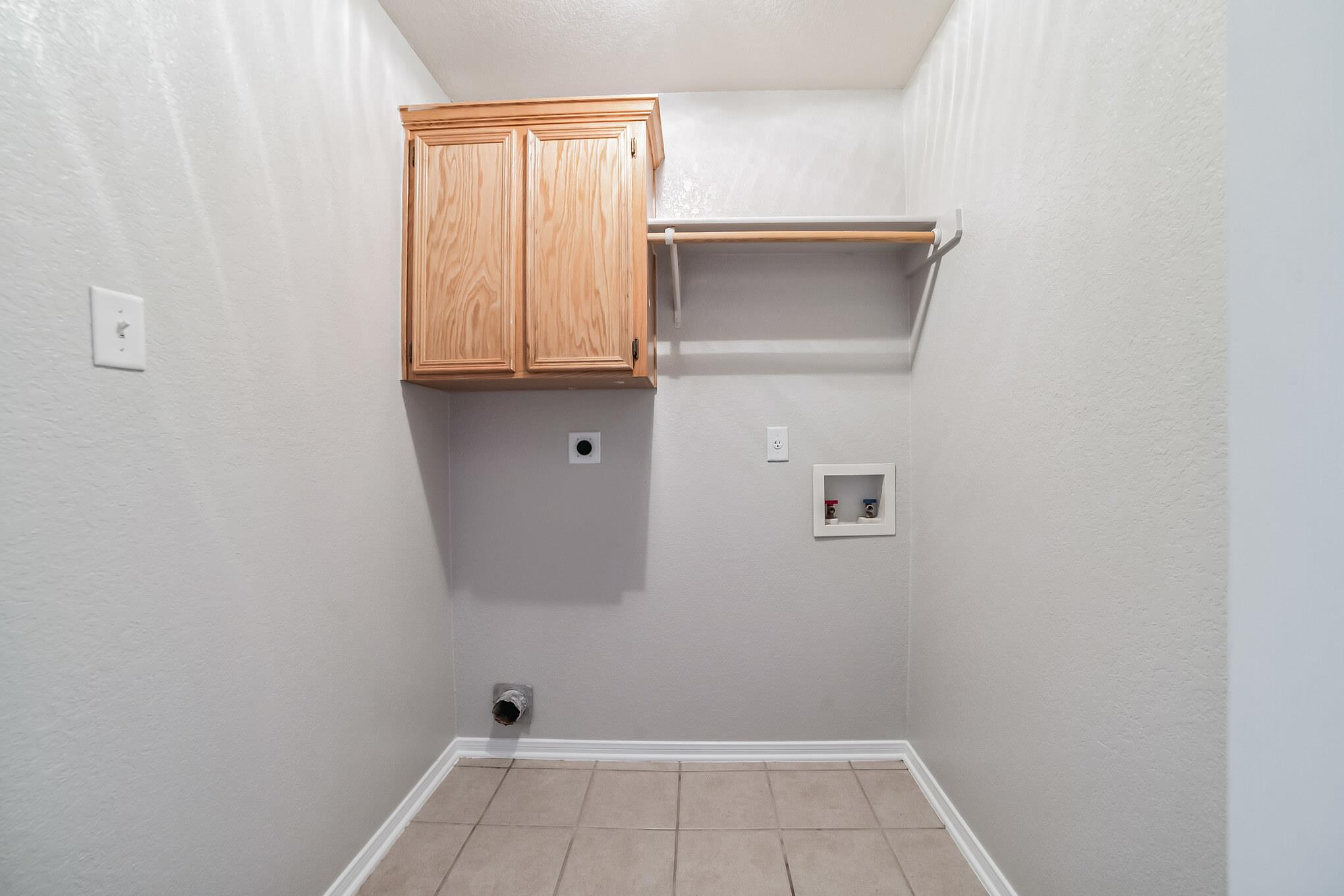 319 Cedar Ridge Dr #b Property Photo 12