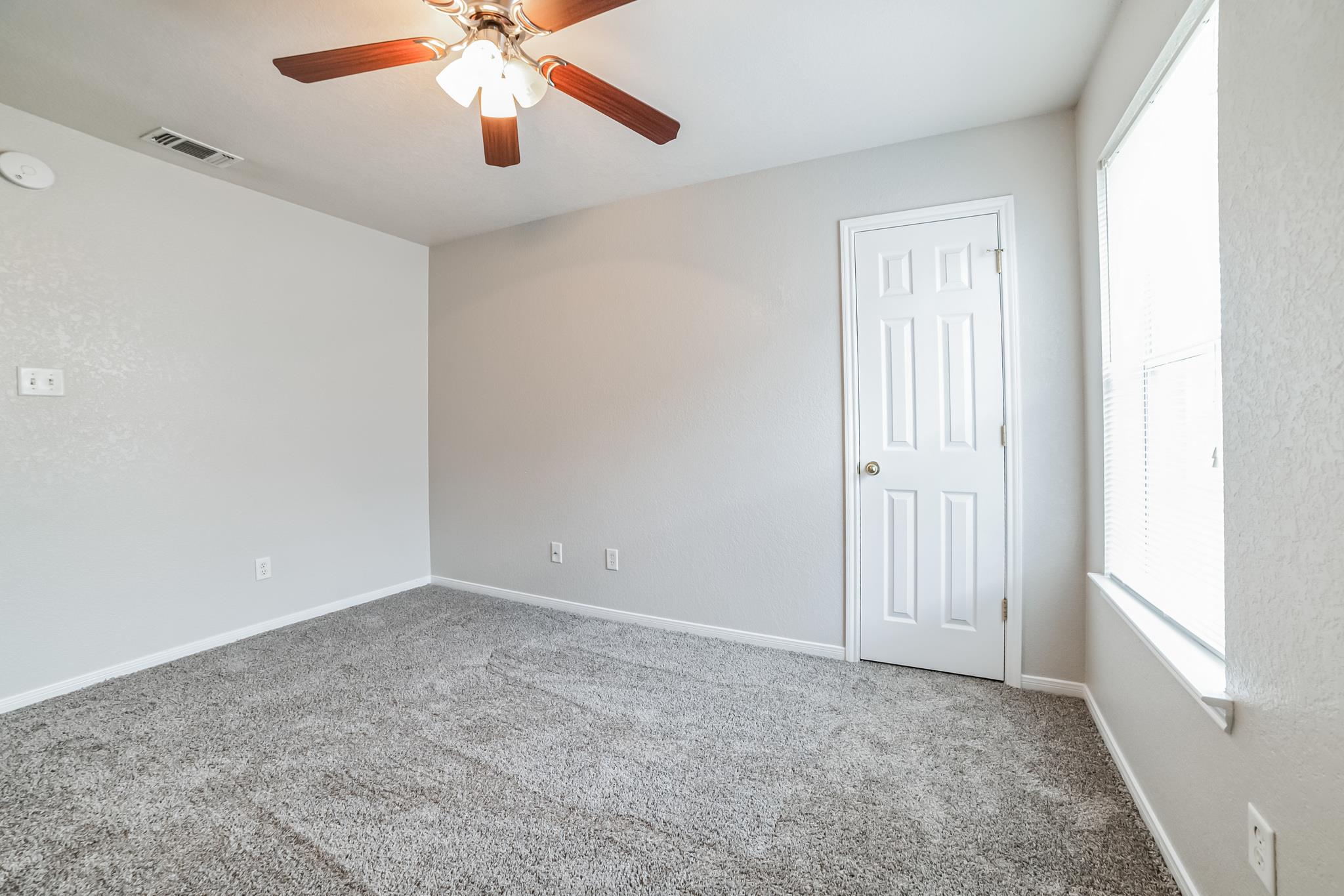 319 Cedar Ridge Dr #b Property Photo 16