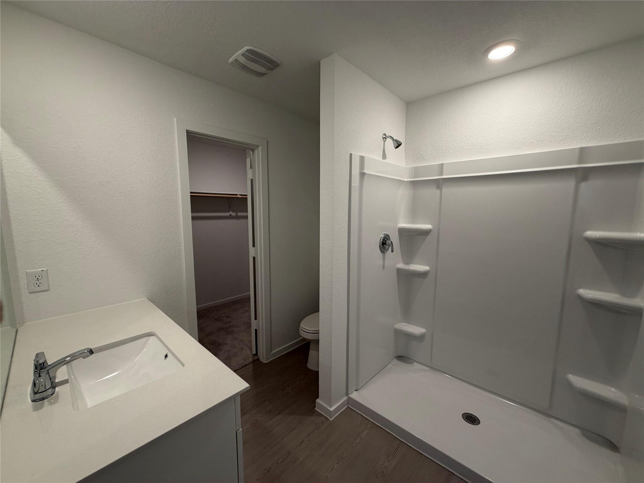 152 Twins Trl Property Photo 5