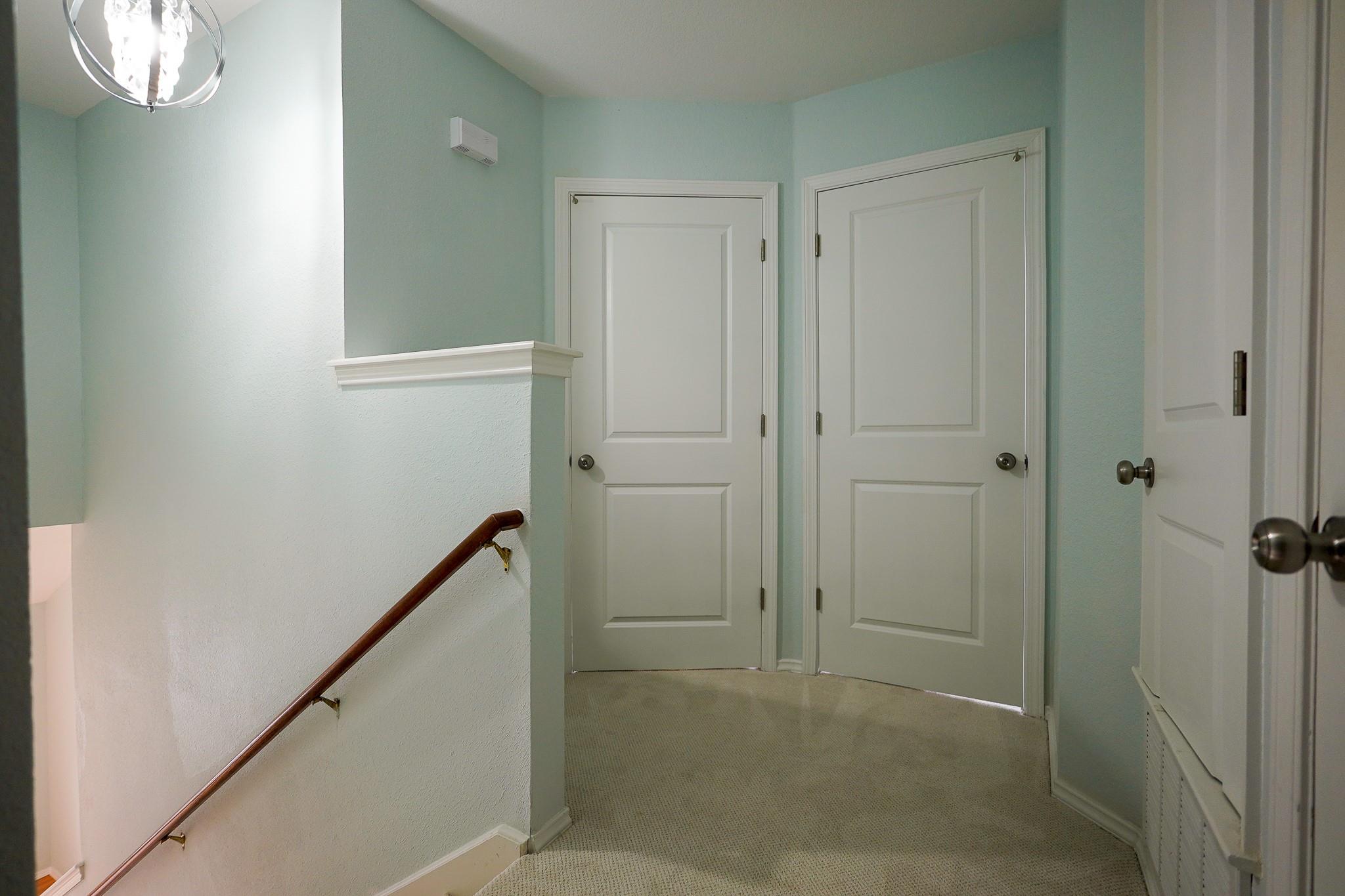 1712 Southwestern Dr Property Photo 23