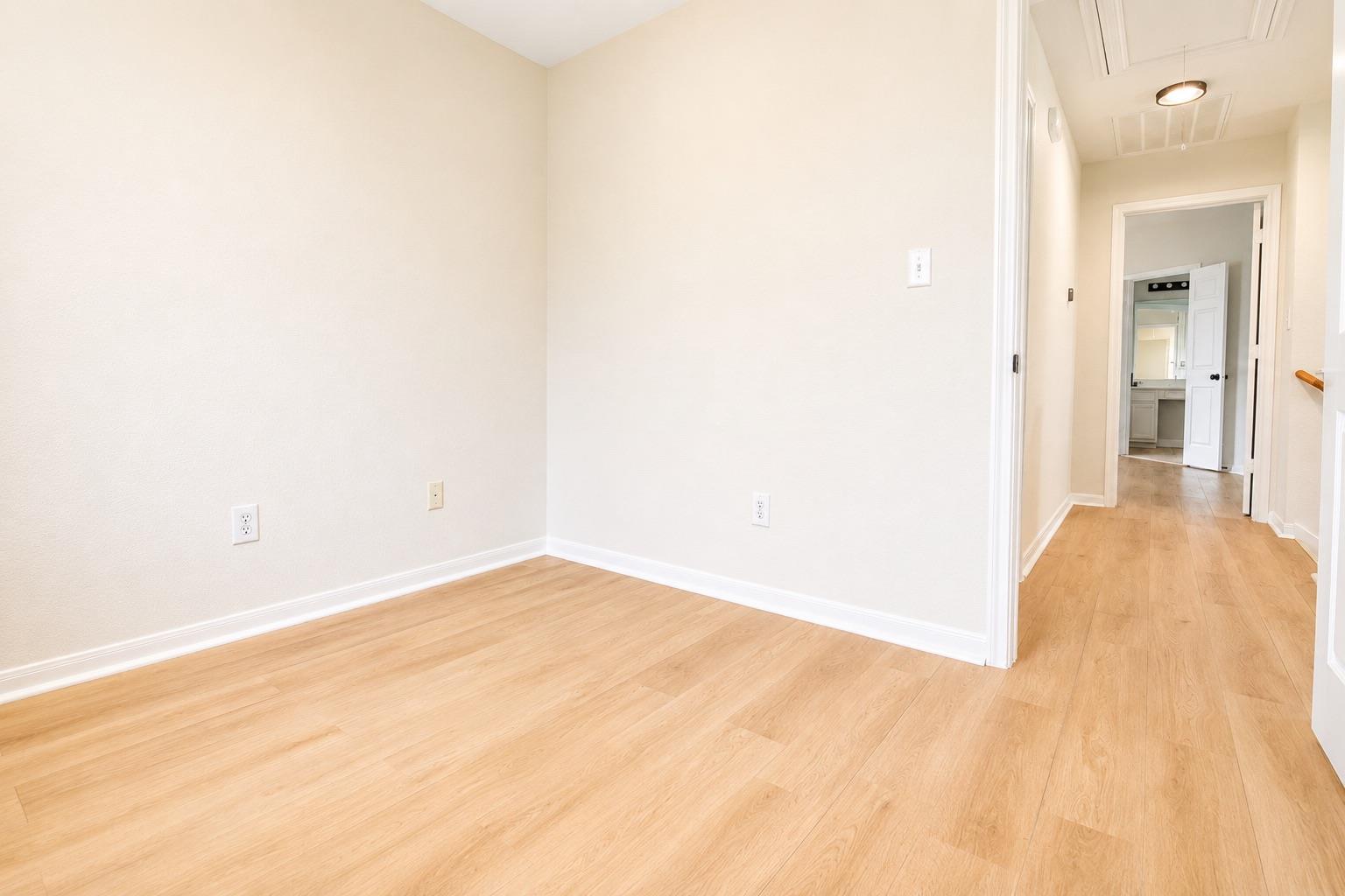 4205 Bent Wood Ct Property Photo 27