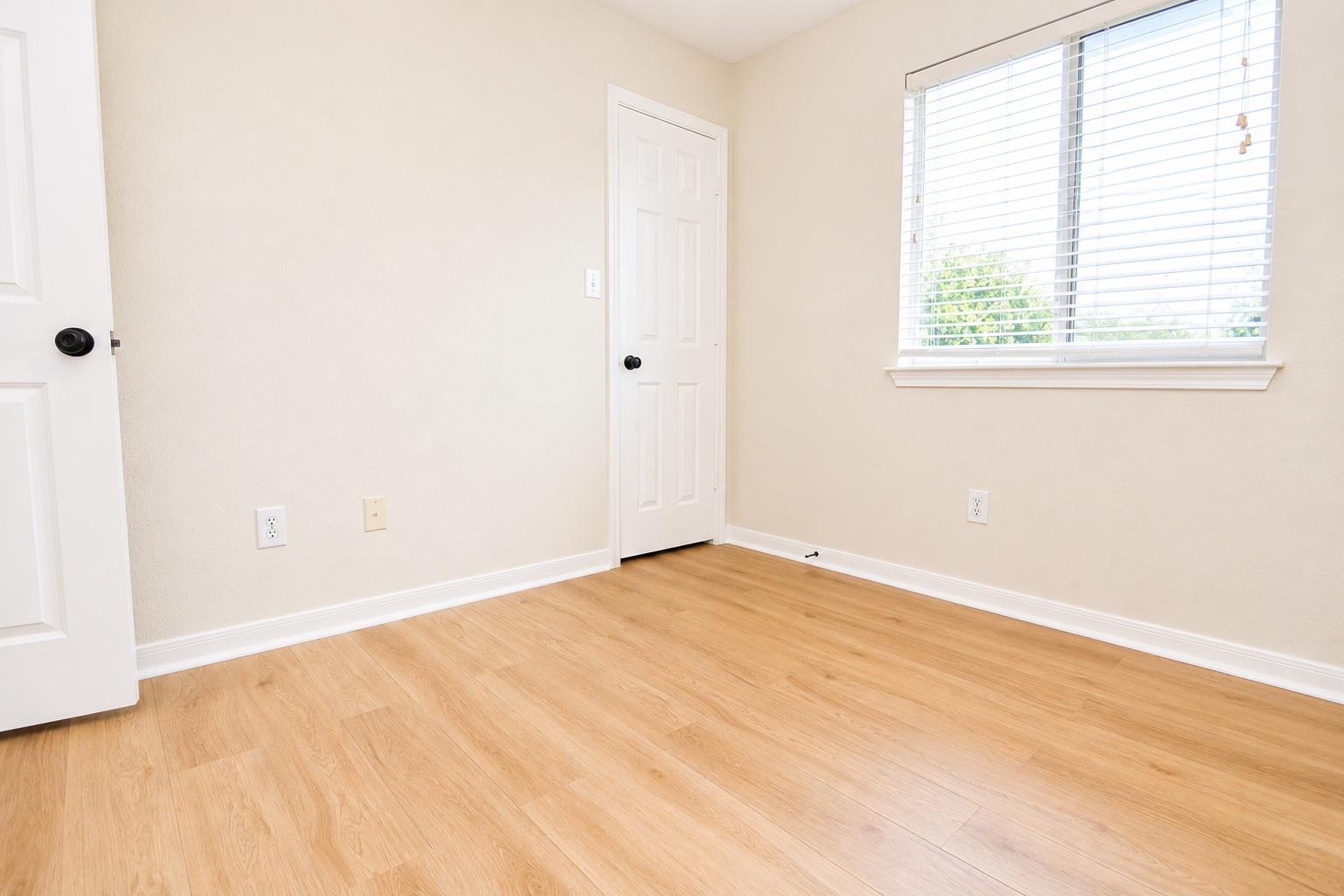 4205 Bent Wood Ct Property Photo 32
