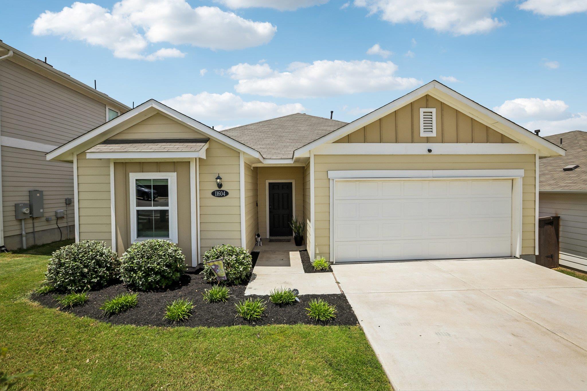 11604 Comano Dr Property Photo 4