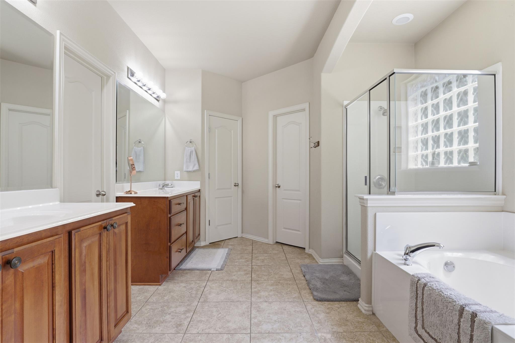 1019 Bretton Woods Dr Property Photo 20