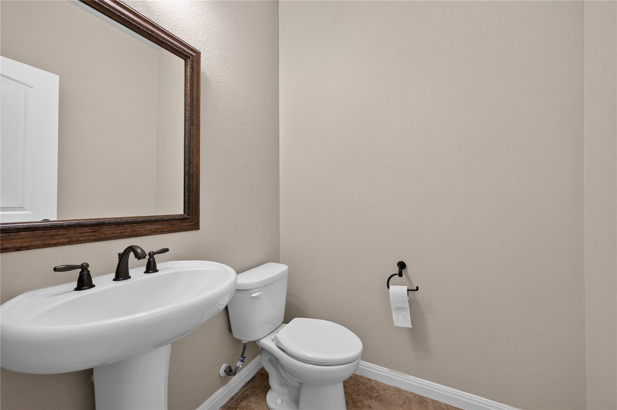 4002 Remington Rd Property Photo 21