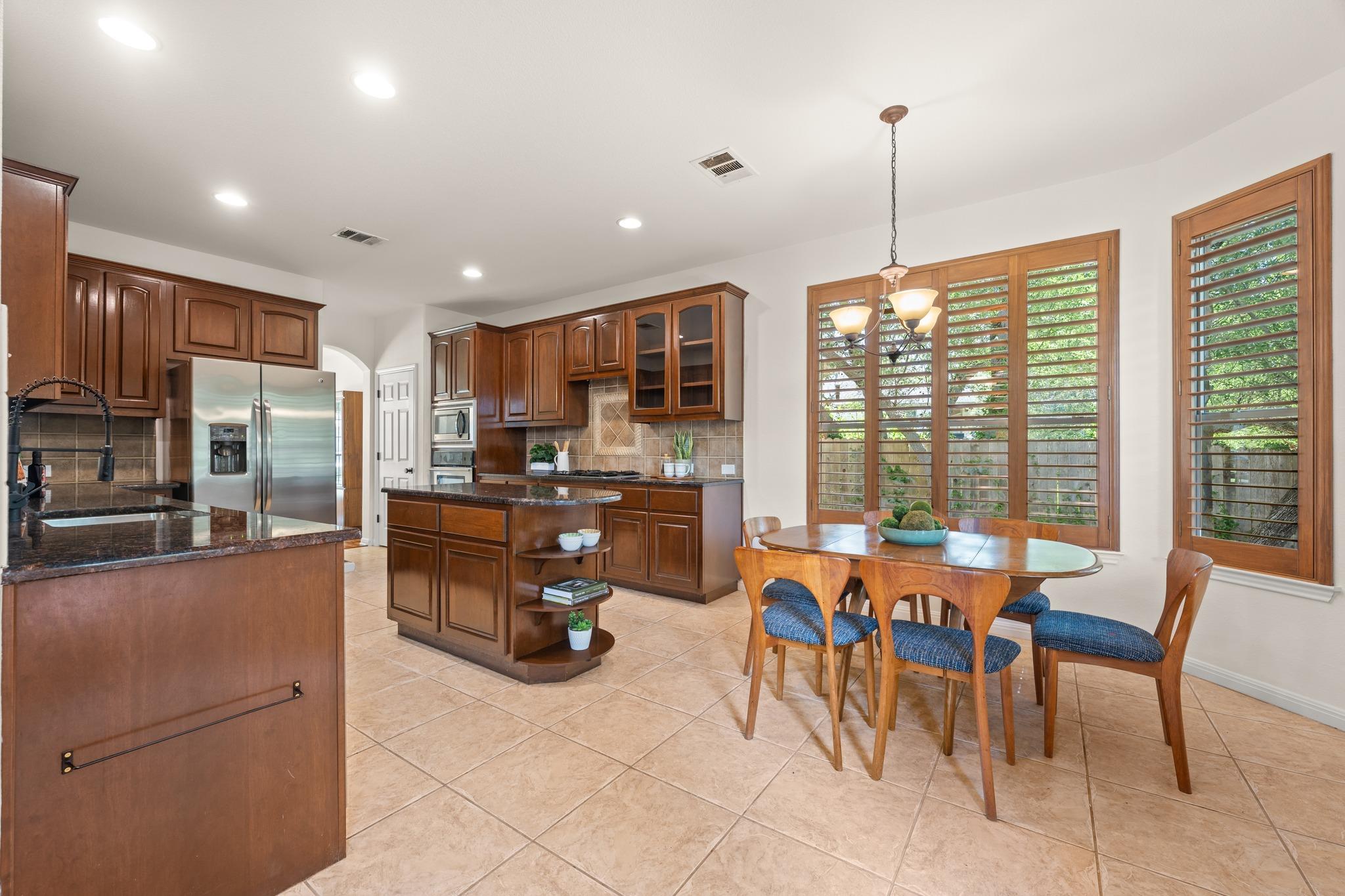 7921 Ladera Verde Dr Property Photo 9
