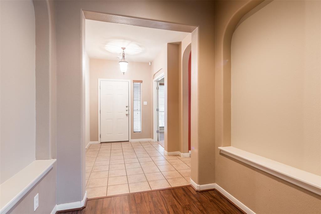 913 Brighton Pl Property Photo 7
