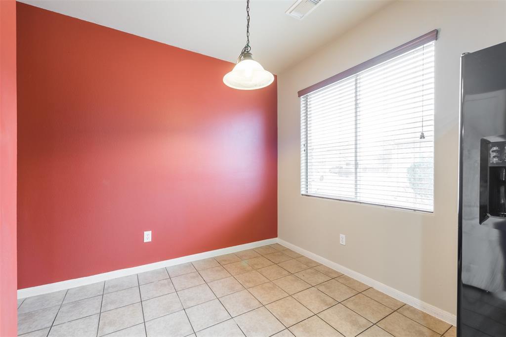 913 Brighton Pl Property Photo 15