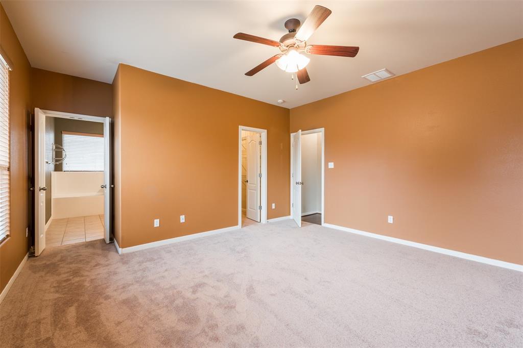 913 Brighton Pl Property Photo 17