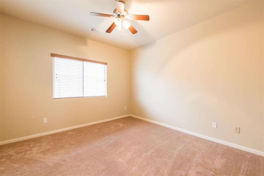 913 Brighton Pl Property Photo 24