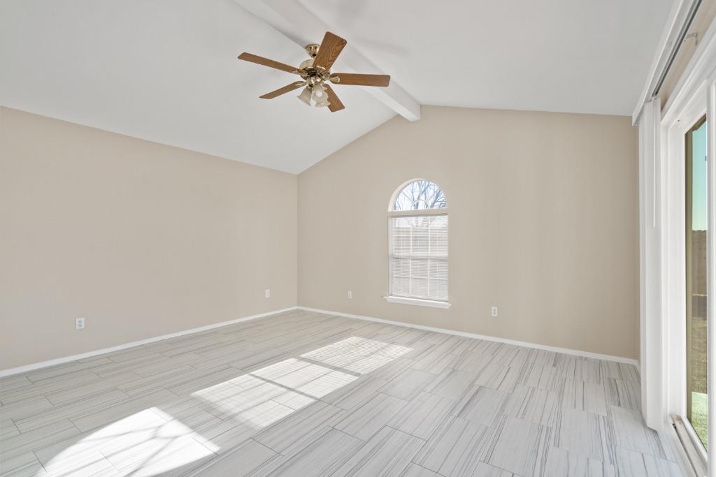 2301 Red Bird Cv Property Photo 17