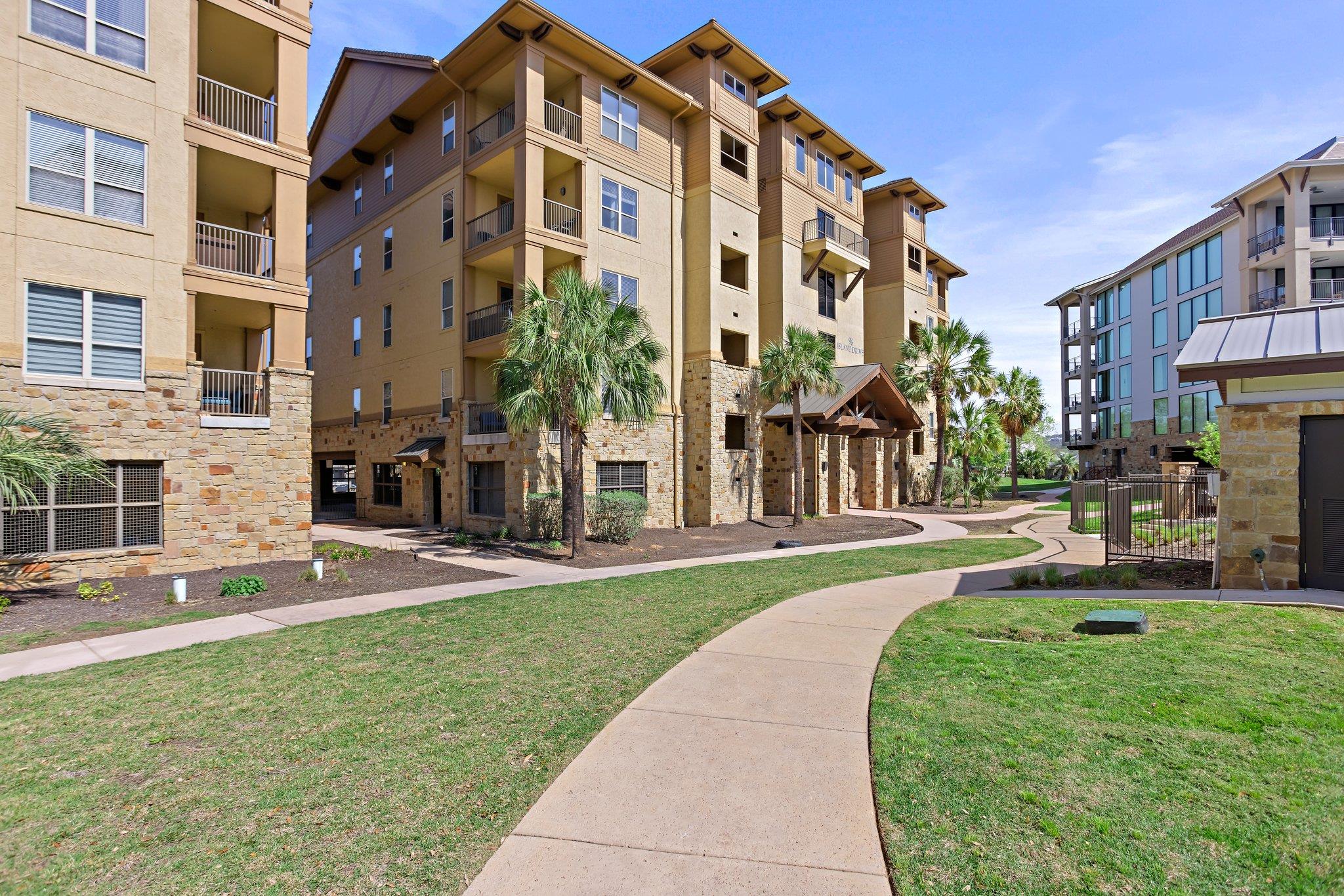 96 Island Dr 36 Property Photo