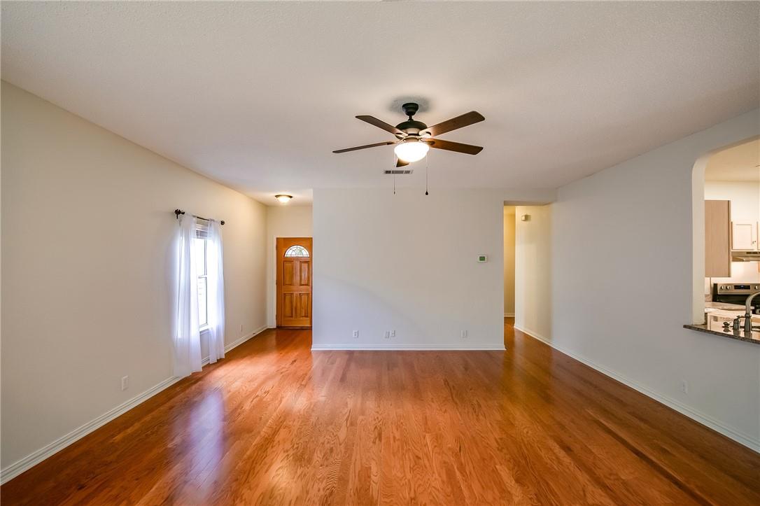 1706 Chino Cv Property Photo 6