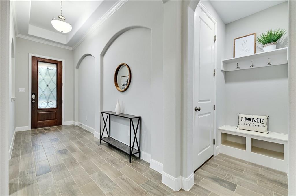 204 Maxwell Way Property Photo 3