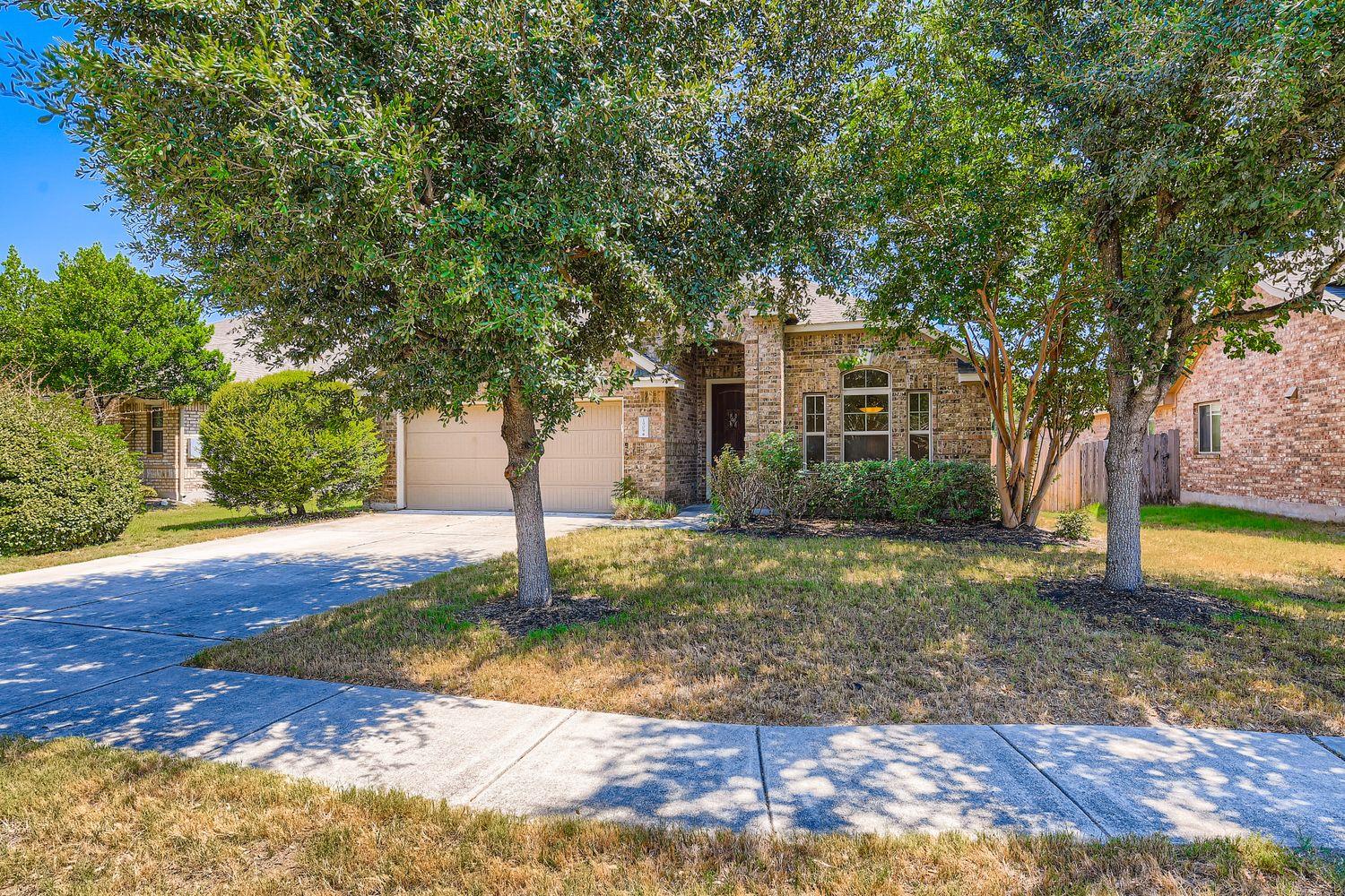 1909 Tranquility Ln Property Photo 4